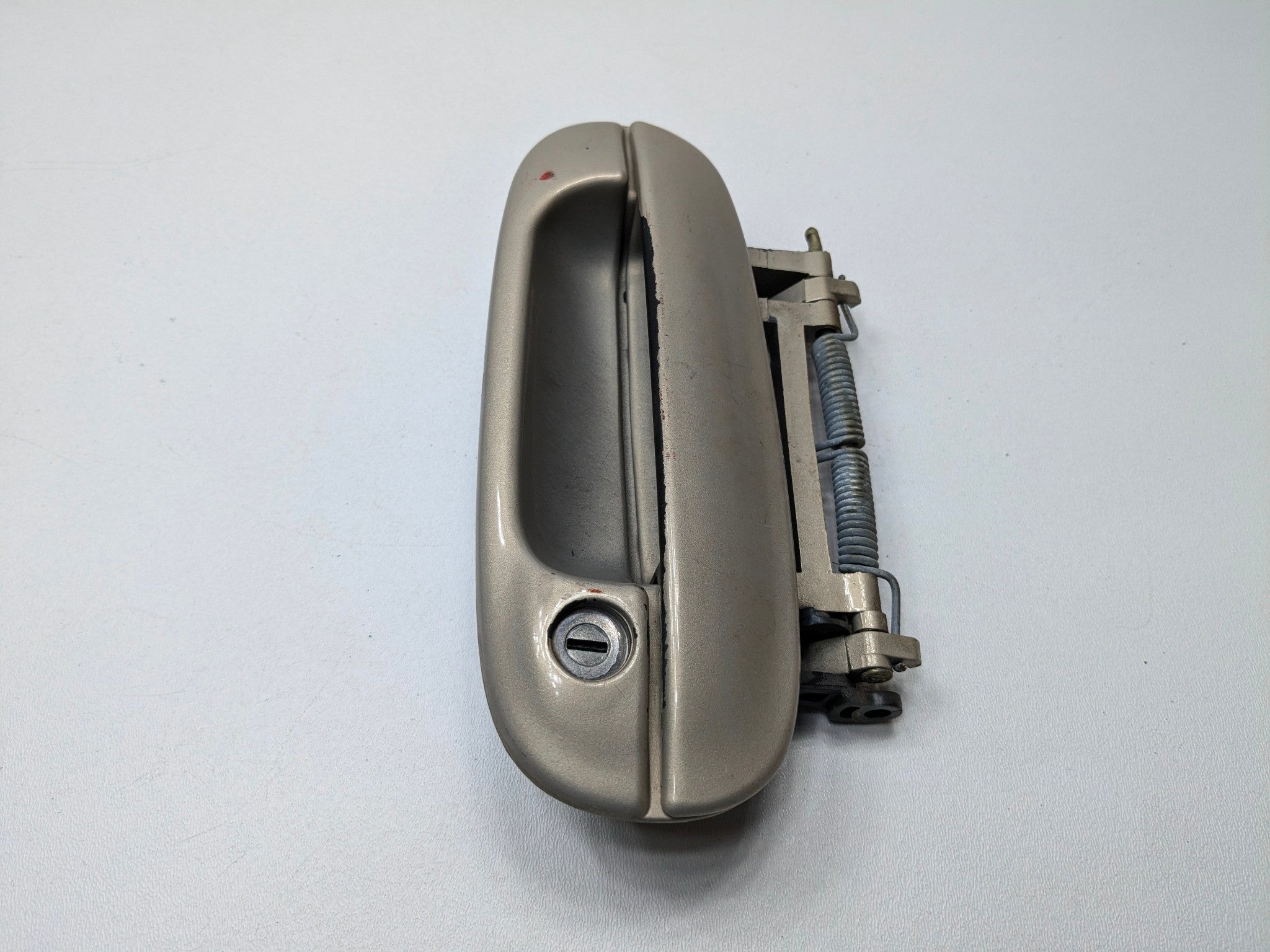 2005 - 2007 CADILLAC CTS OEM EXTERIOR DOOR HANDLE FRONT LEFT SIDE RADIANT BRONZE