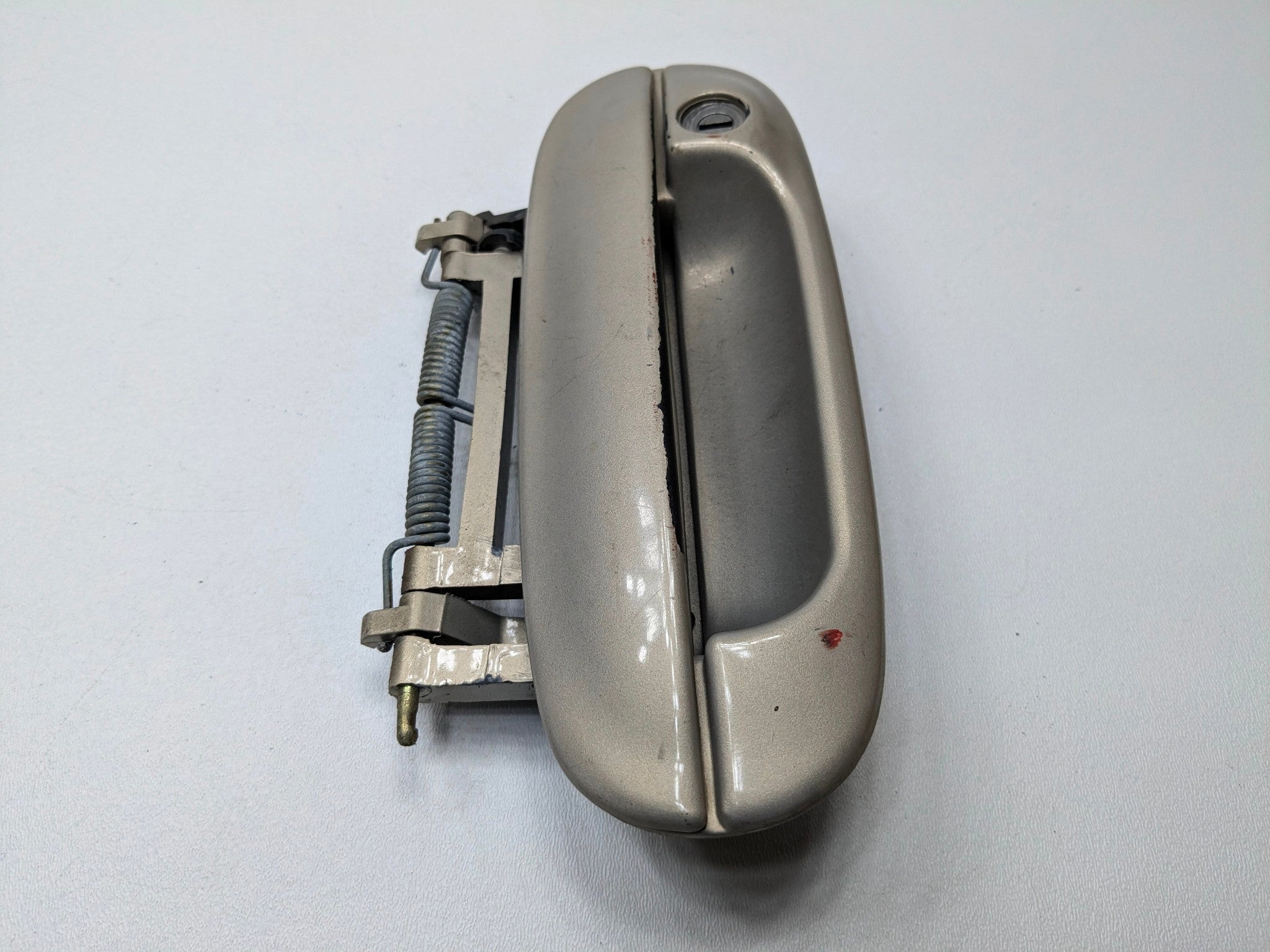 2005 - 2007 CADILLAC CTS OEM EXTERIOR DOOR HANDLE FRONT LEFT SIDE RADIANT BRONZE