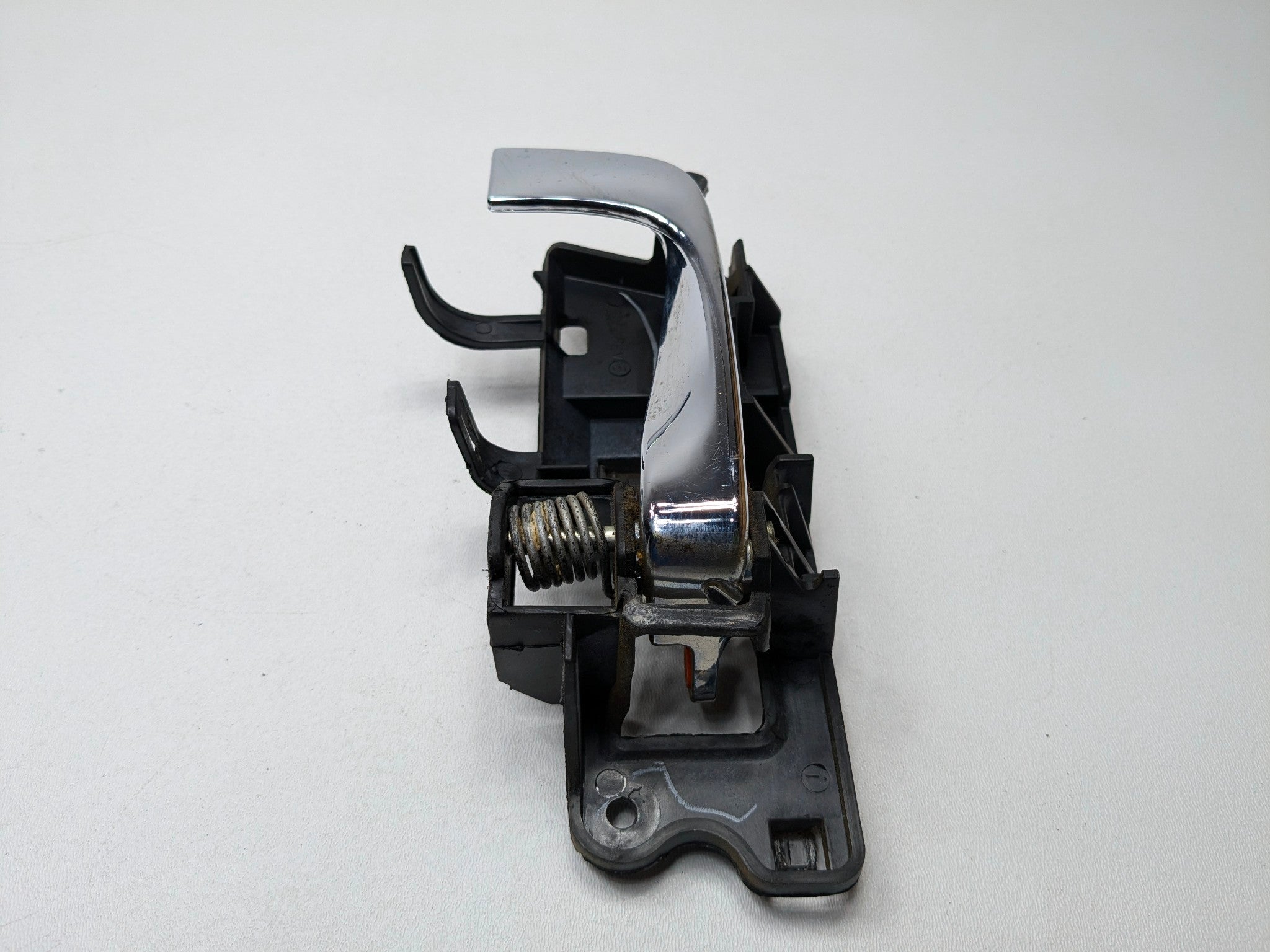 2005 - 2007 CADILLAC CTS OEM INTERIOR DOOR HANDLE FRONT LEFT DRIVER SIDE
