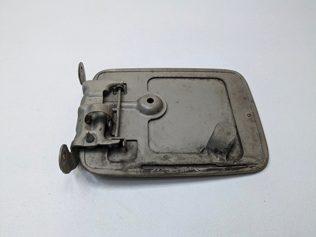2005 - 2007 CADILLAC CTS OEM GAS FUEL FILLER TANK DOOR LID COVER