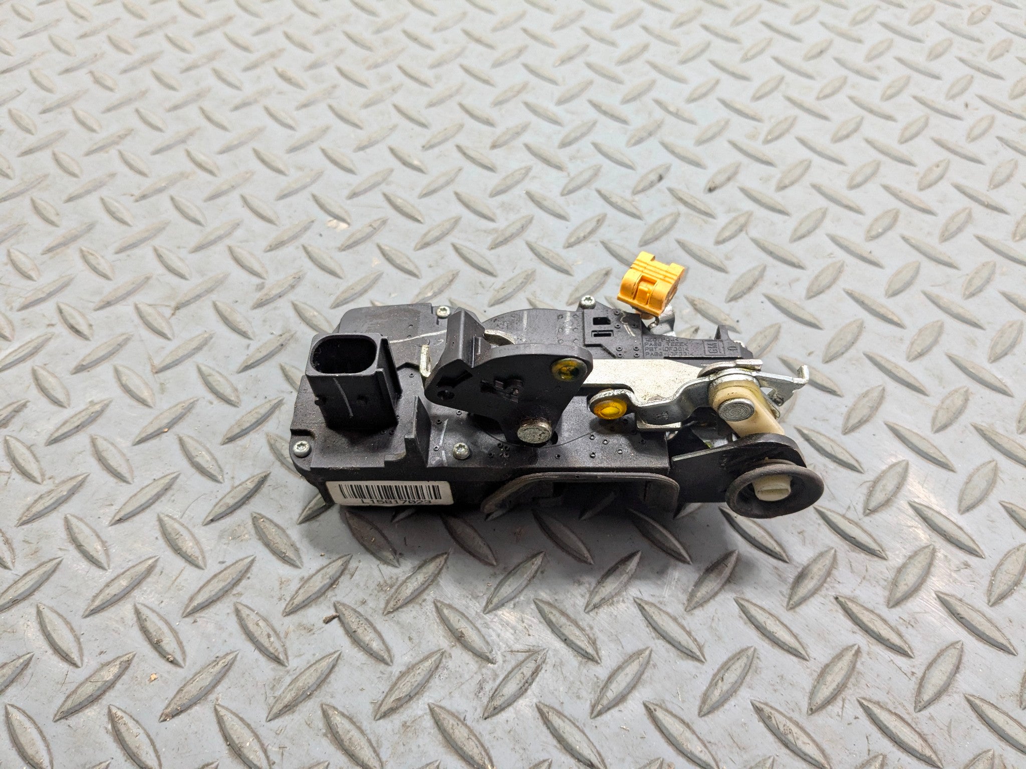 2005 - 2007 CADILLAC CTS OEM DOOR LATCH LOCK ACTUATOR REAR LEFT DRIVER SIDE