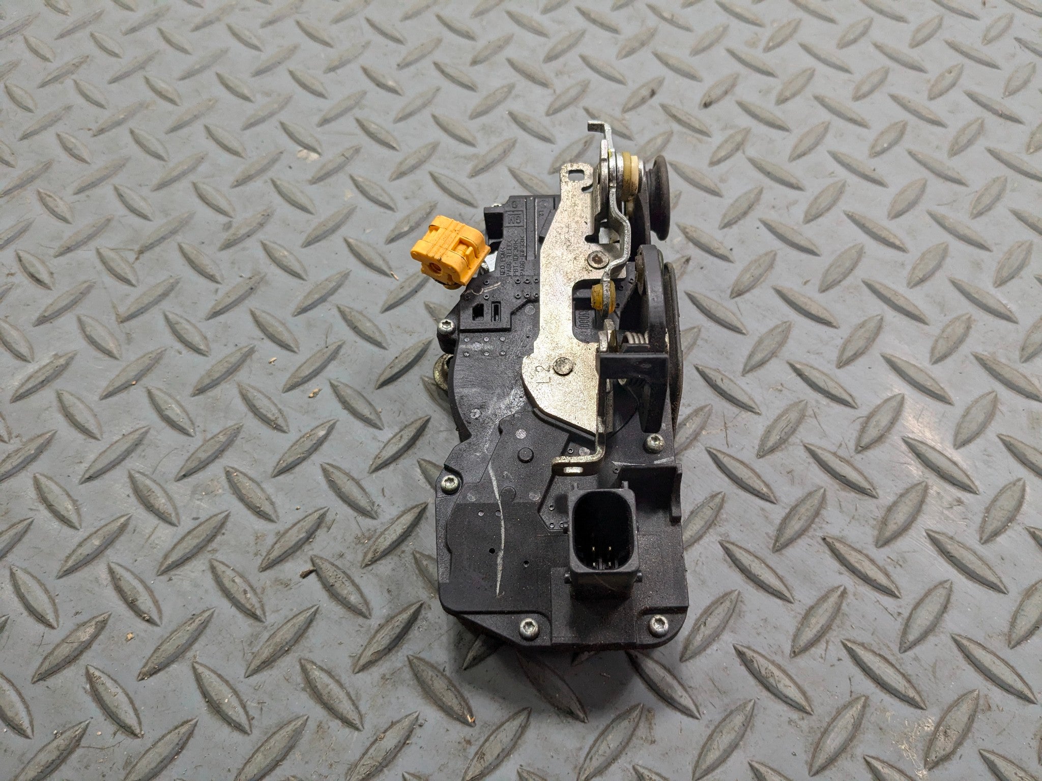 2005 - 2007 CADILLAC CTS OEM DOOR LATCH LOCK ACTUATOR REAR LEFT DRIVER SIDE