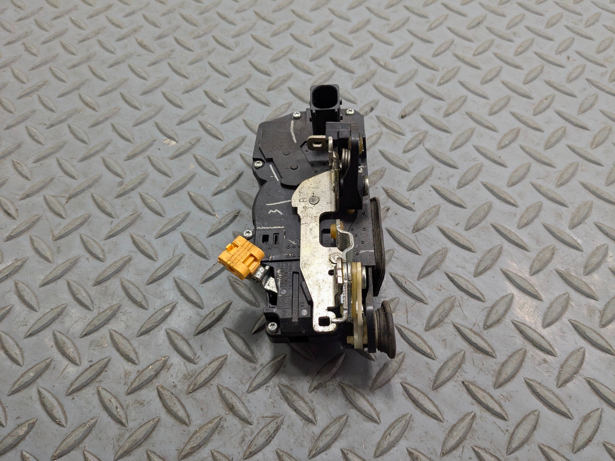2005 - 2007 CADILLAC CTS OEM DOOR LATCH LOCK ACTUATOR REAR RIGHT PASSENGER SIDE