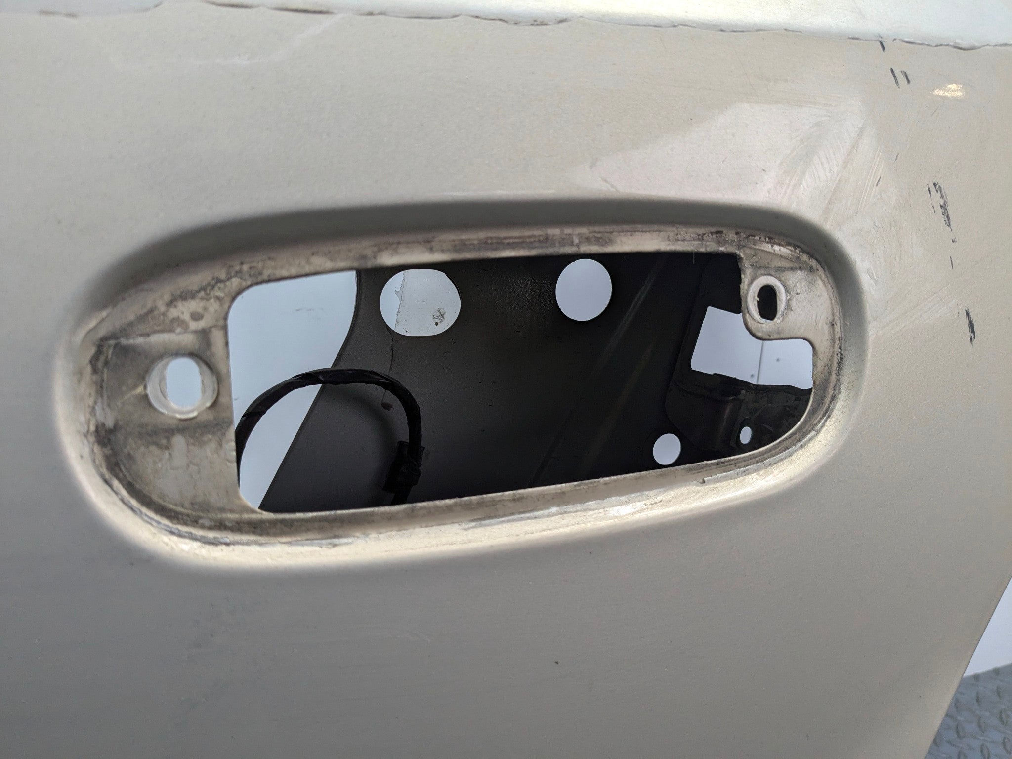 05 - 07 CADILLAC CTS OEM DOOR SHELL PANEL RADIANT BRONZE REAR LEFT DRIVER SIDE