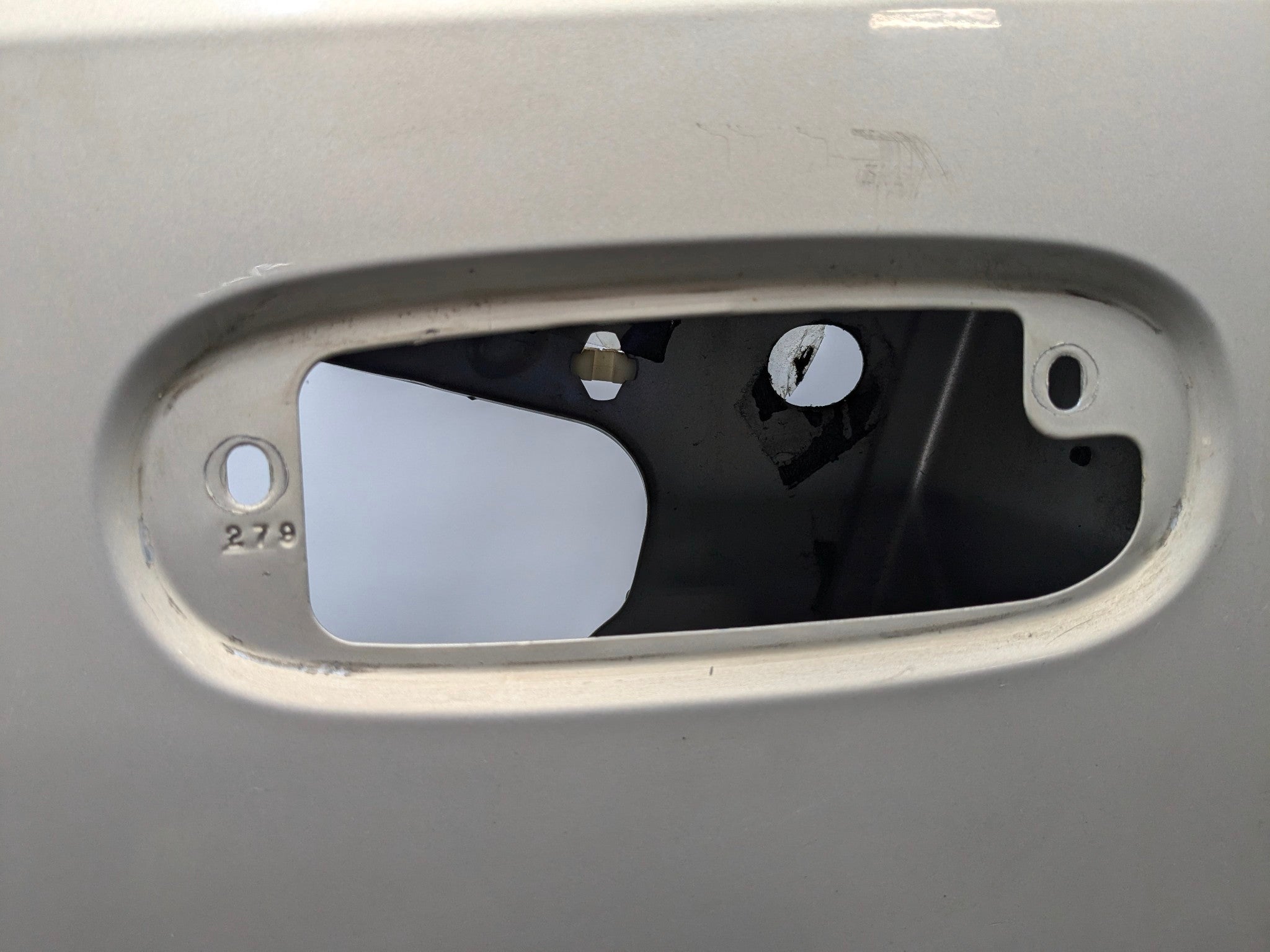 05 - 07 CADILLAC CTS OEM DOOR SHELL PANEL RADIANT BRONZE FRONT LEFT DRIVER SIDE