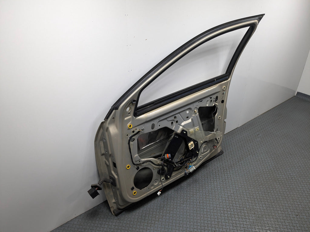 2005 - 2007 CADILLAC CTS OEM DOOR SHELL PANEL RADIANT BRONZE FRONT RIGHT SIDE
