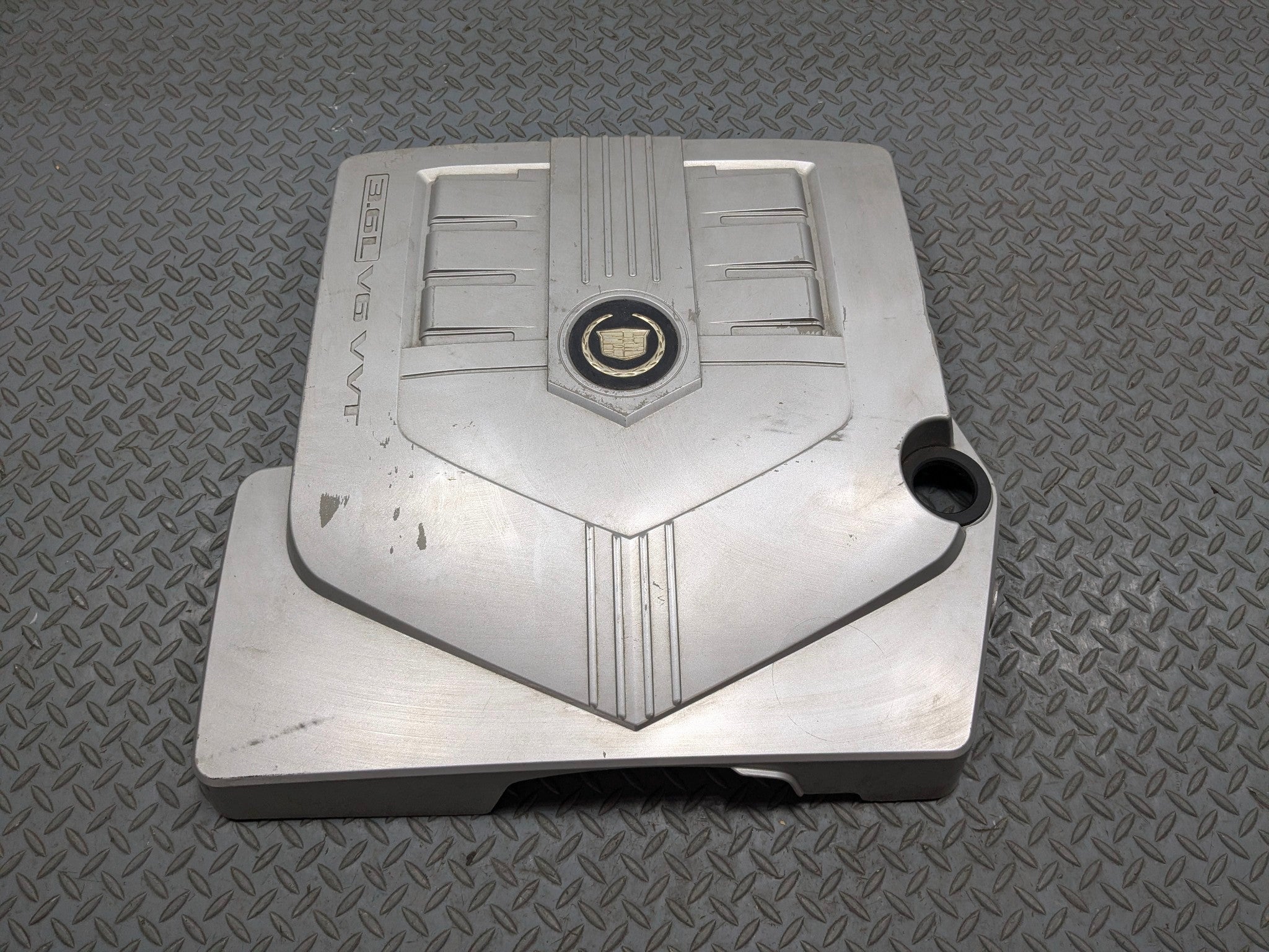 2005 - 2007 CADILLAC CTS OEM ENGINE COVER SHIELD TRIM PANEL GUARD 3.6L SILVER