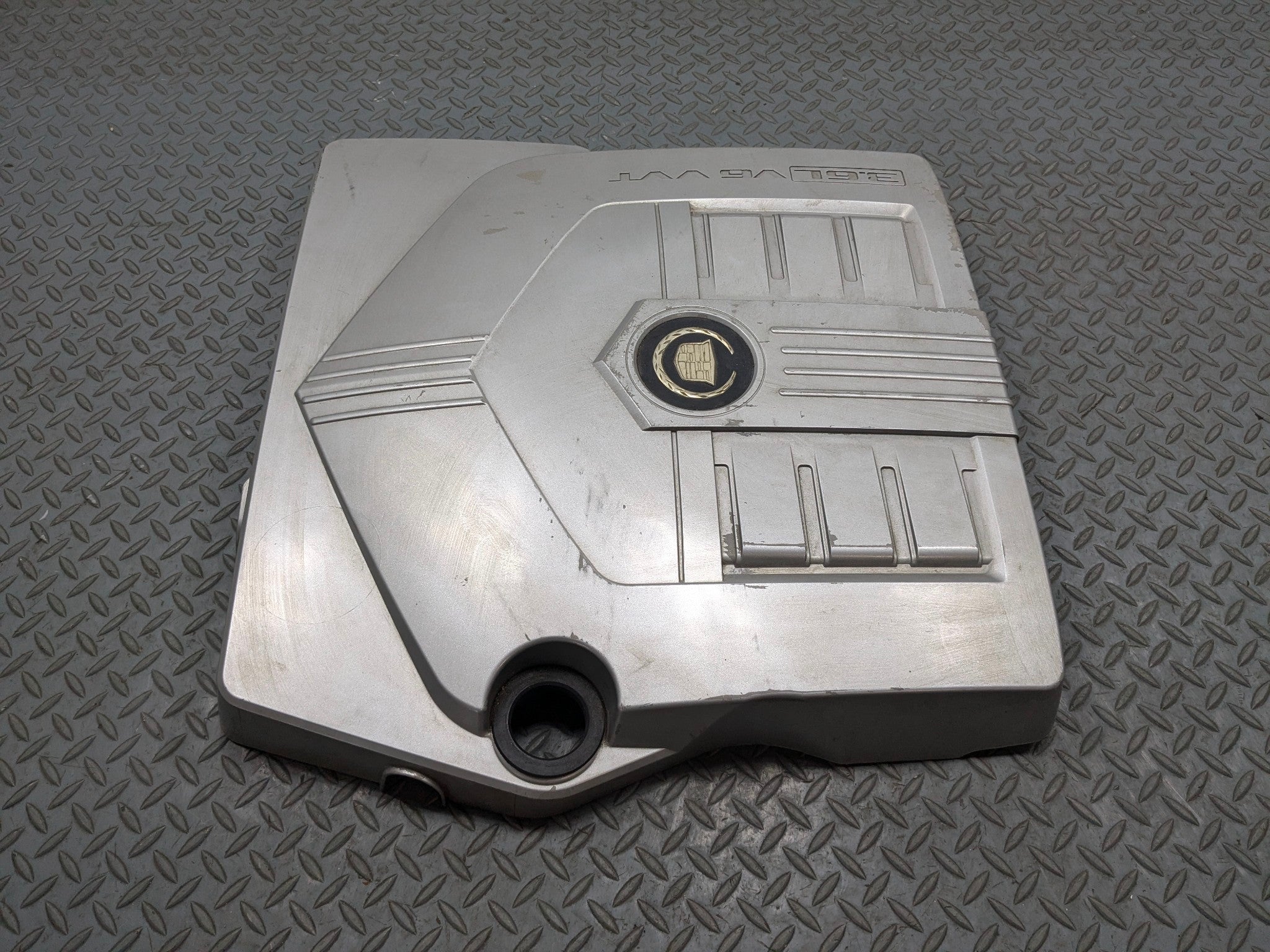 2005 - 2007 CADILLAC CTS OEM ENGINE COVER SHIELD TRIM PANEL GUARD 3.6L SILVER