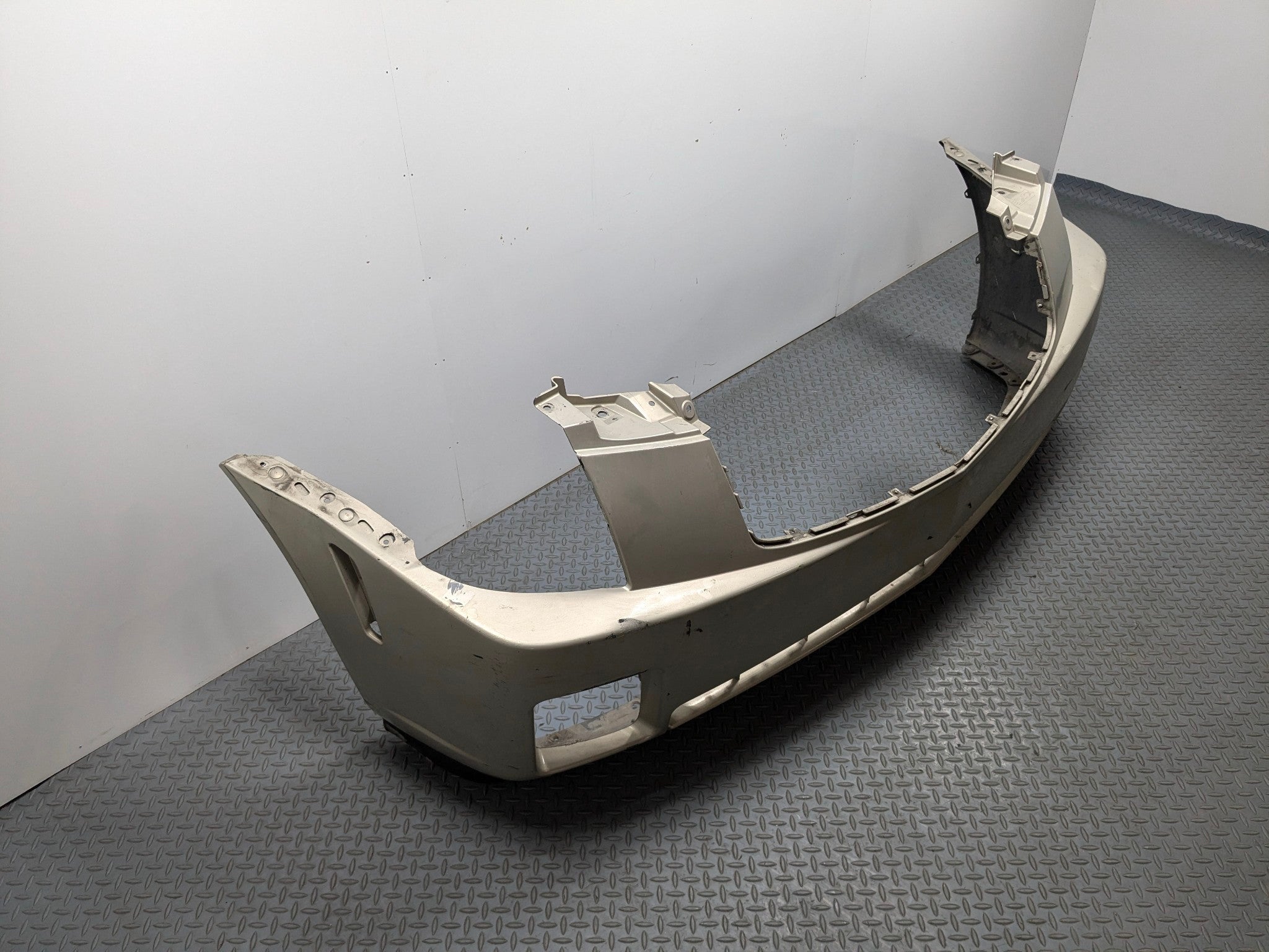 2005 - 2007 CADILLAC CTS OEM FRONT BUMPER COVER PANEL RADIANT BRONZE