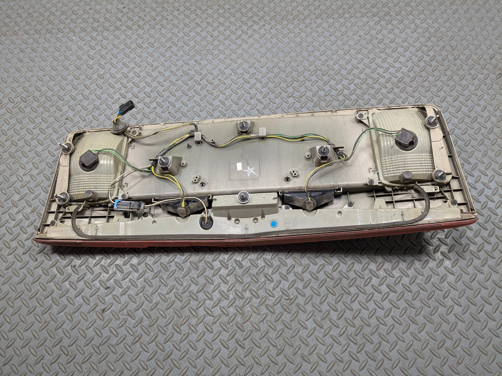 05 - 07 CADILLAC CTS OEM LICENSE PLATE PANEL WITH TRUNK LID BEZEL BRAKE LIGHT