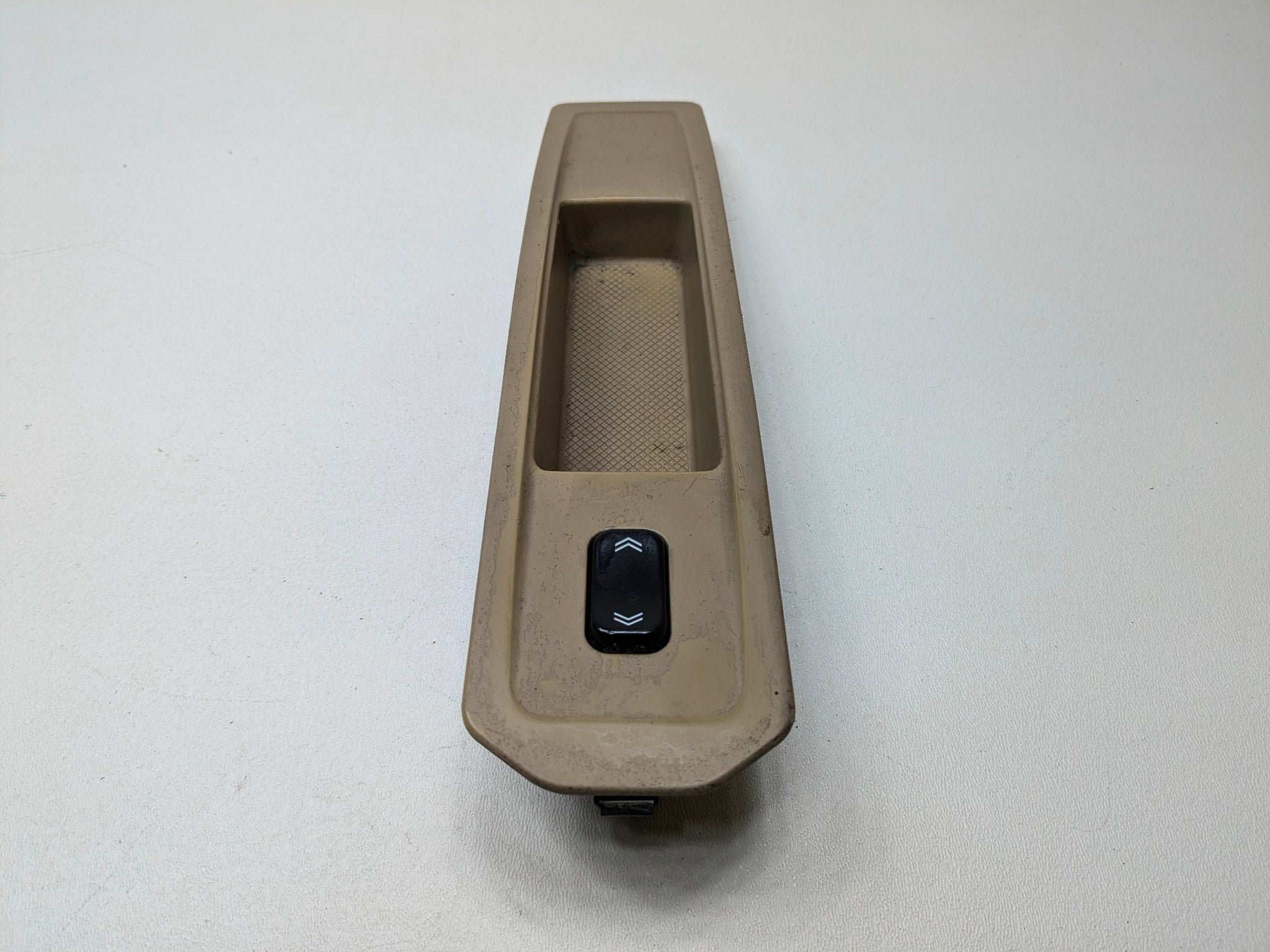 05 - 07 CADILLAC CTS OEM DOOR WINDOW CONTROL SWITCH FRONT RIGHT PASSENGER SIDE