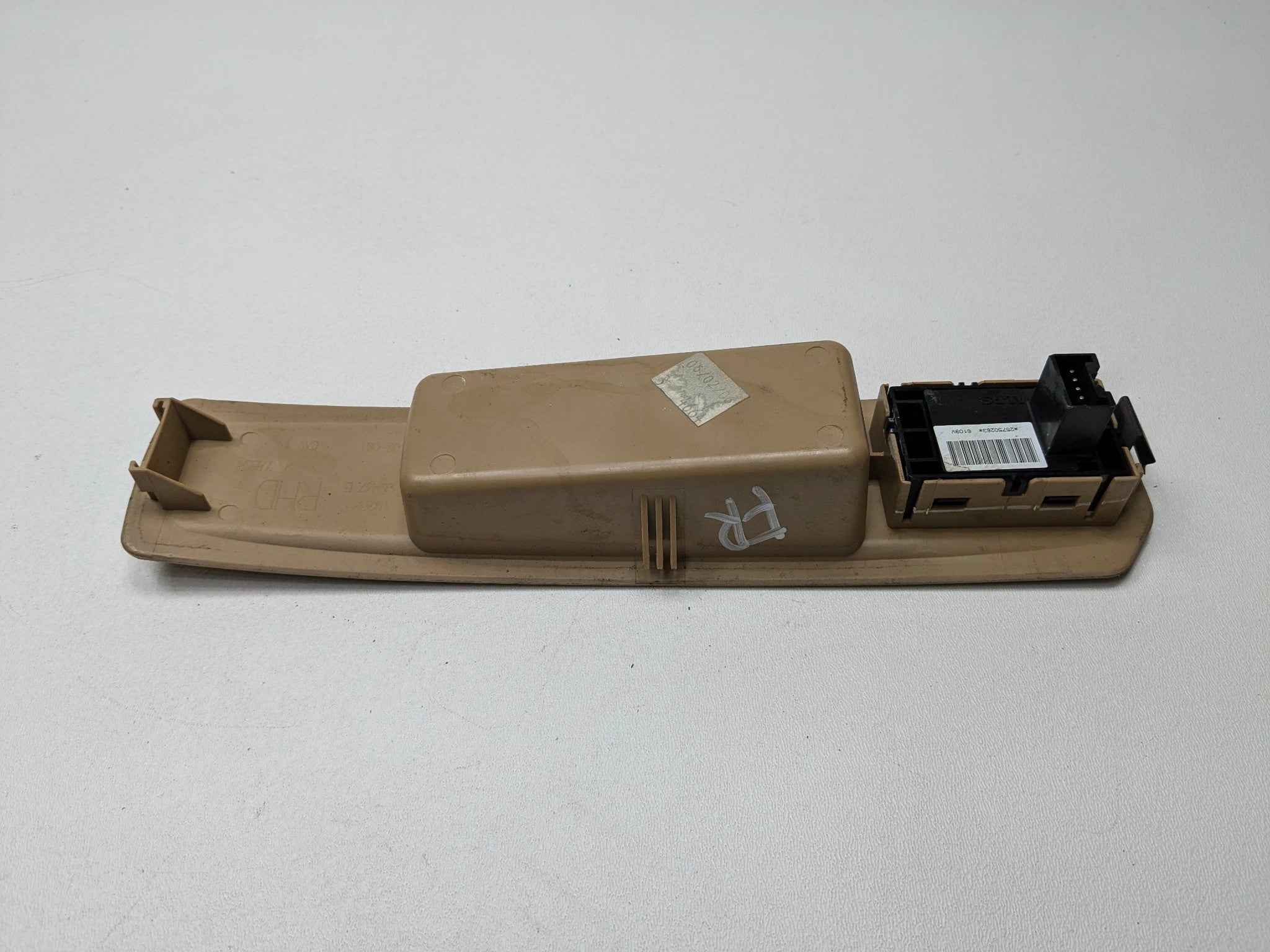 05 - 07 CADILLAC CTS OEM DOOR WINDOW CONTROL SWITCH FRONT RIGHT PASSENGER SIDE