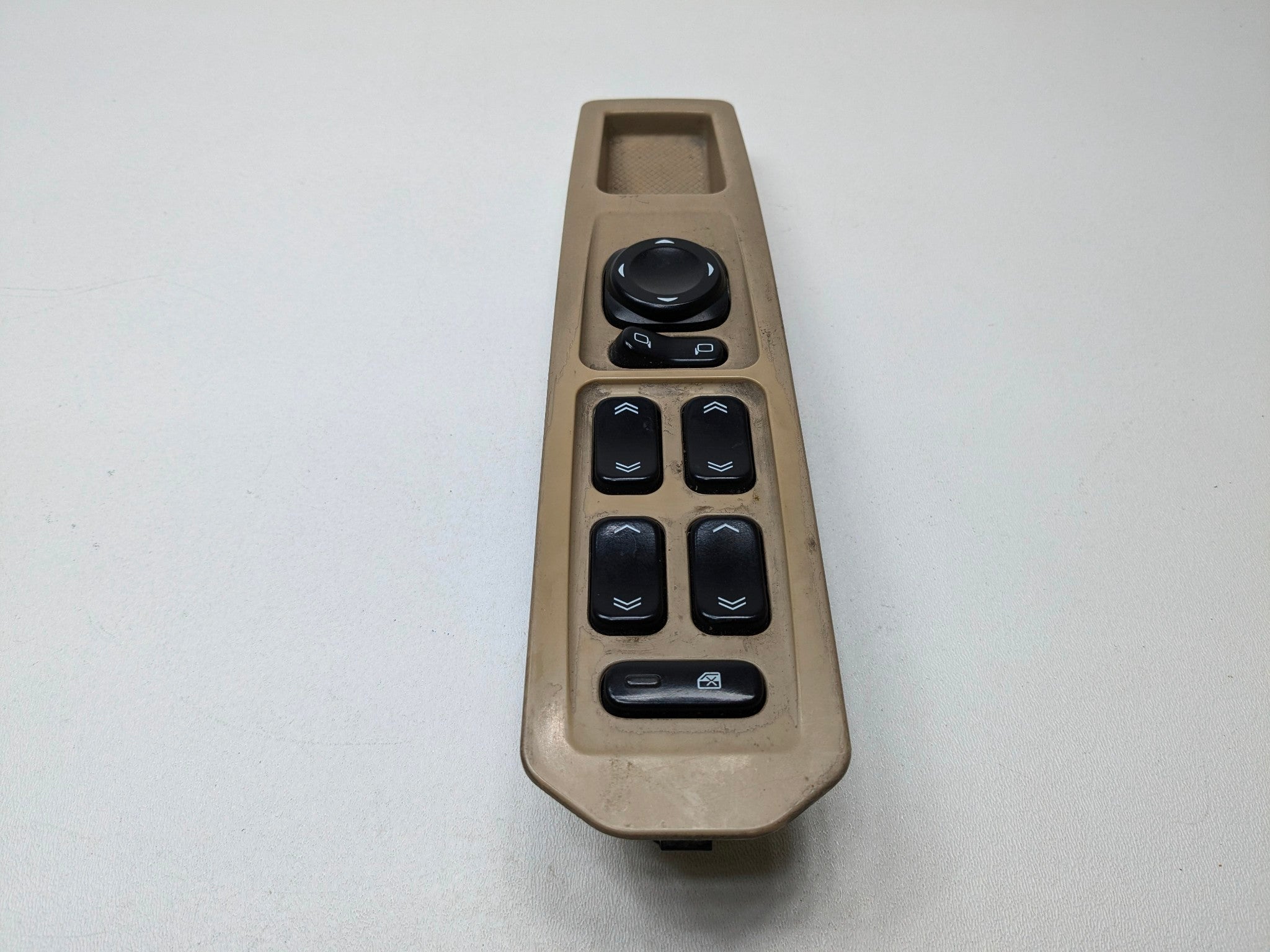 2005 - 2007 CADILLAC CTS OEM MASTER WINDOW CONTROL SWITCH FRONT LEFT DRIVER SIDE