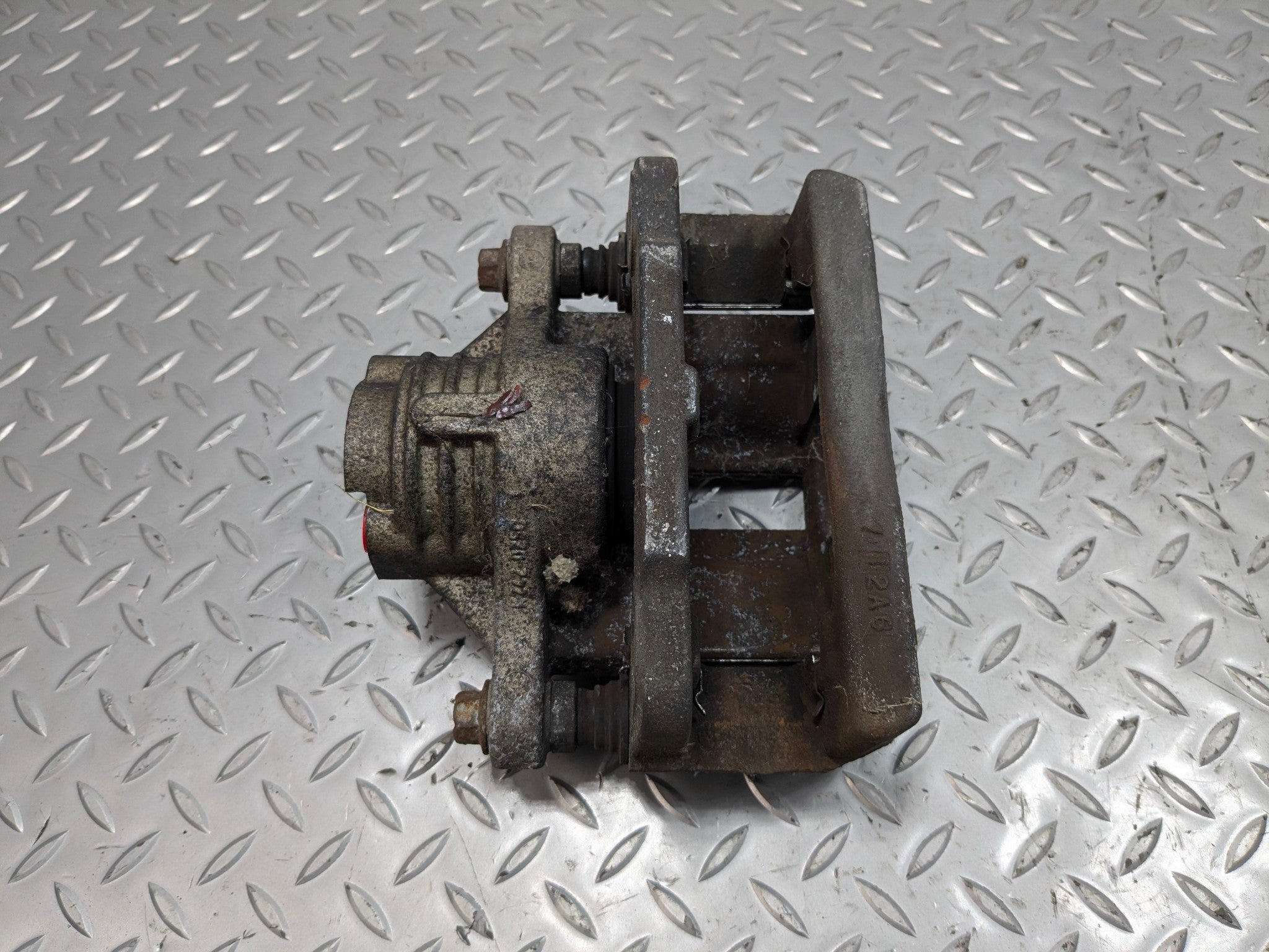 2005 - 2007 CADILLAC CTS OEM BRAKE CALIPER REAR RIGHT PASSENGER SIDE