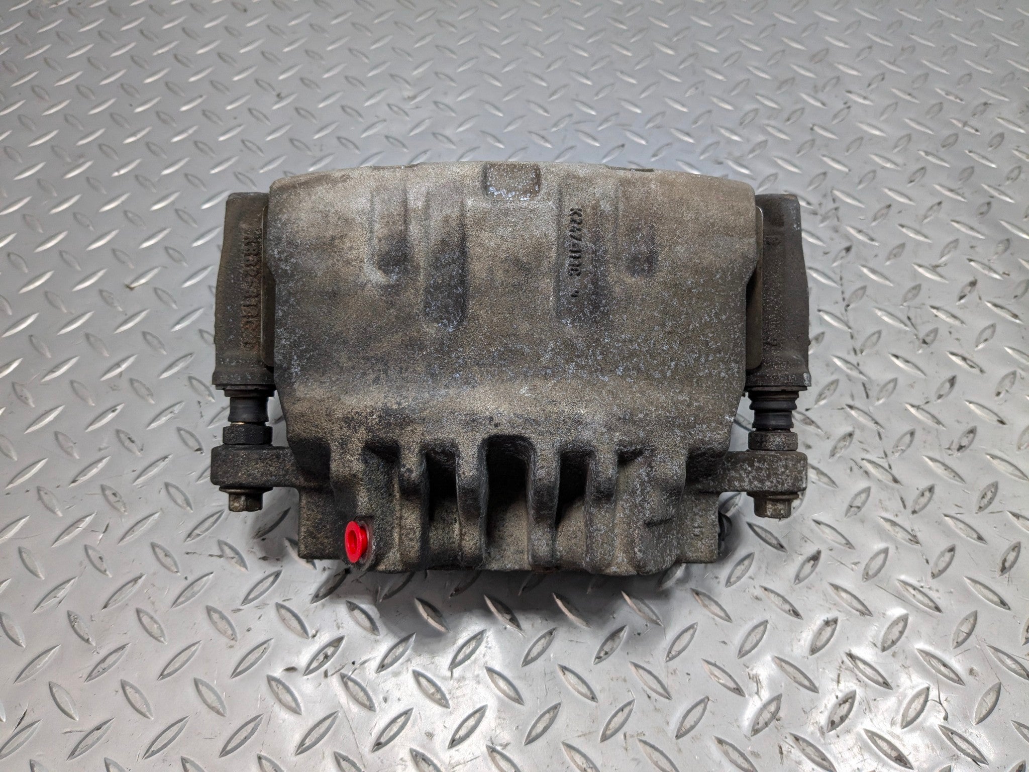 2005 - 2007 CADILLAC CTS OEM BRAKE CALIPER FRONT LEFT DRIVER SIDE