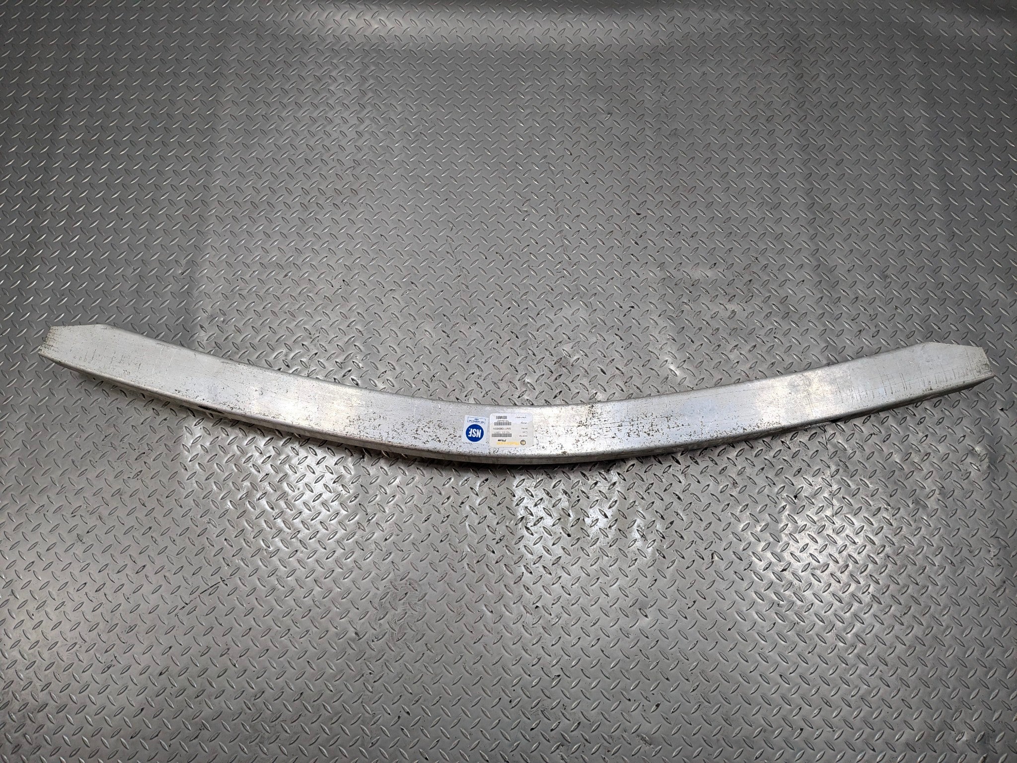 2005 - 2007 CADILLAC CTS OEM REAR BUMPER REINFORCEMENT IMPACT BEAM REBAR