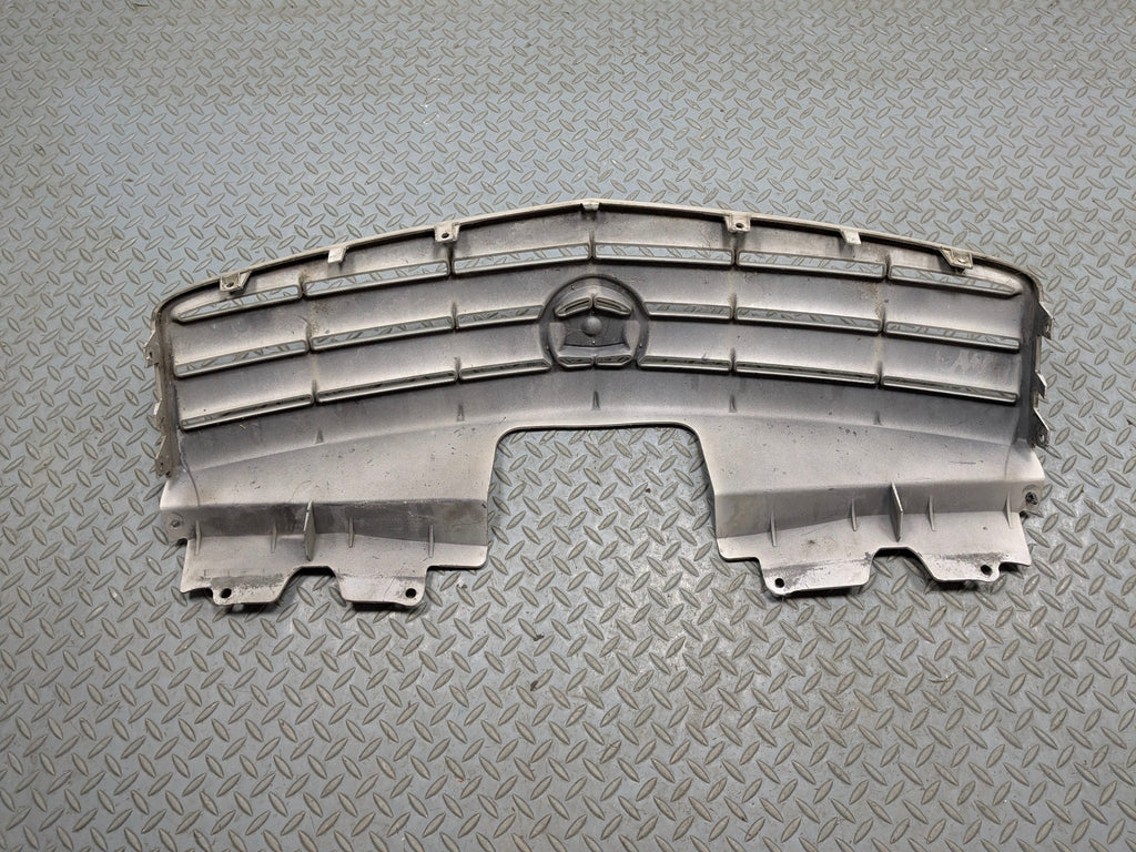 2005 - 2007 CADILLAC CTS OEM FRONT UPPER CENTER GRILL WITH EMBLEM