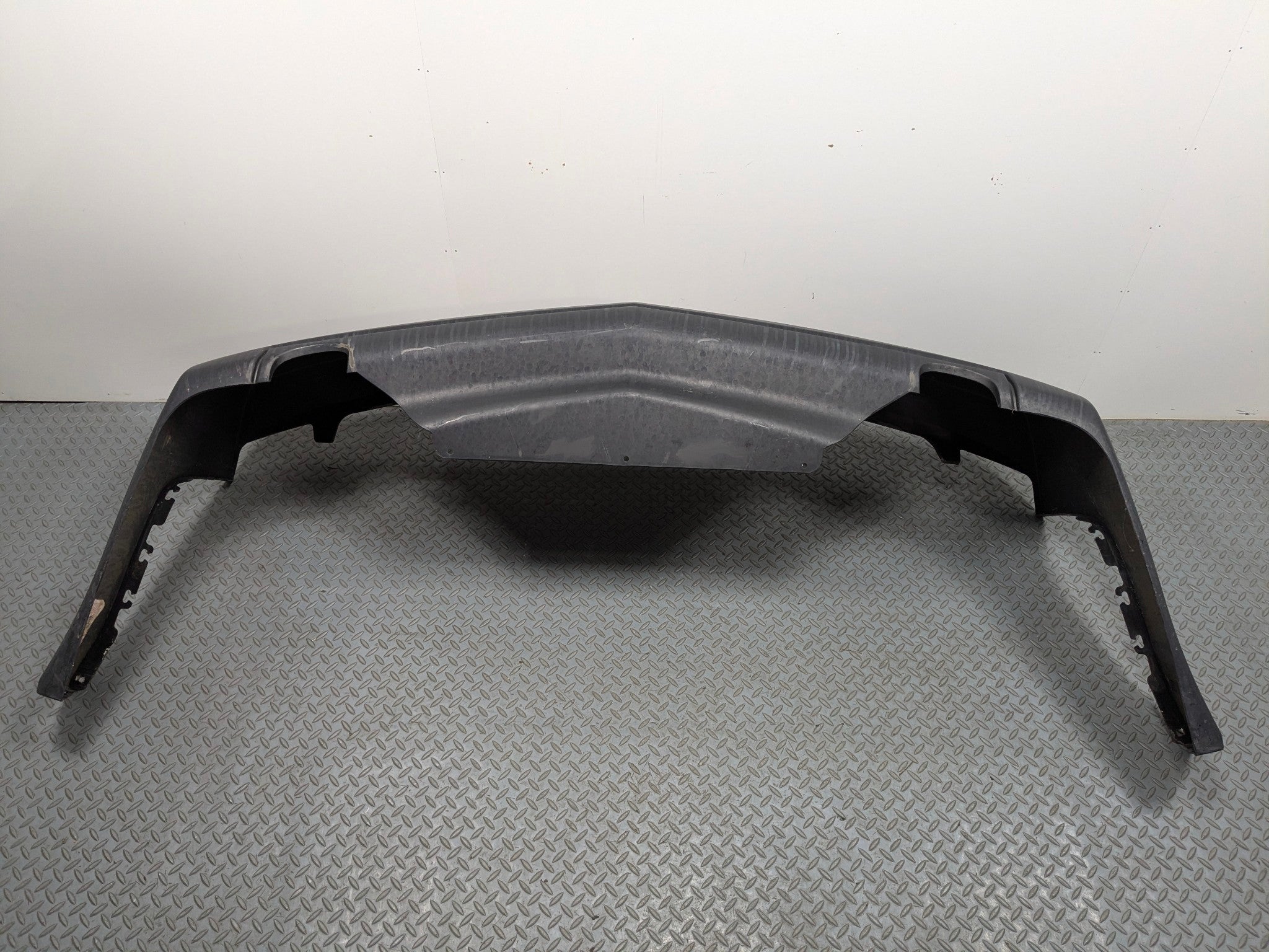 2005 - 2007 CADILLAC CTS OEM REAR BUMPER LOWER COVER PANEL ASSEMBLY