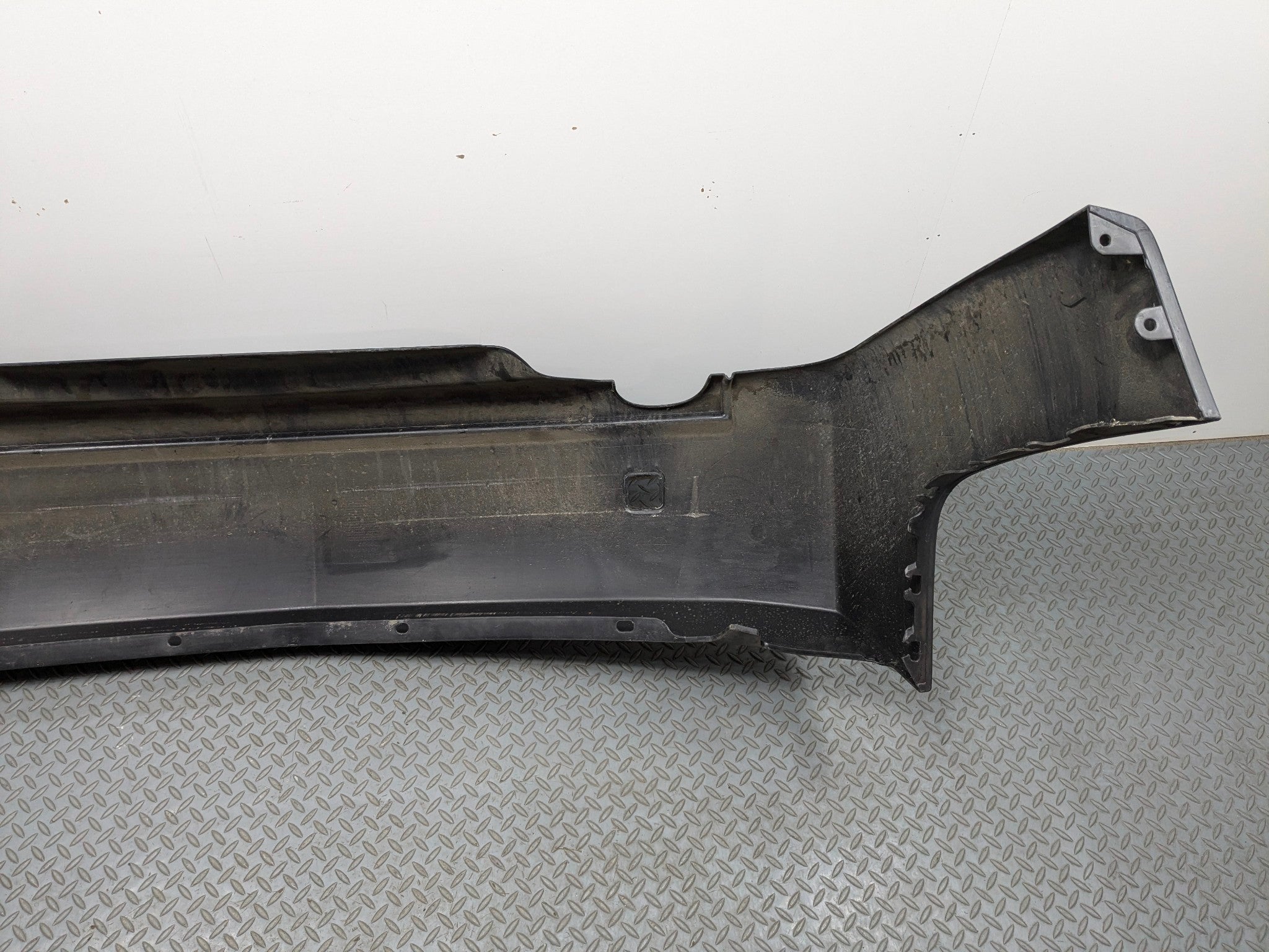 2005 - 2007 CADILLAC CTS OEM REAR BUMPER LOWER COVER PANEL ASSEMBLY