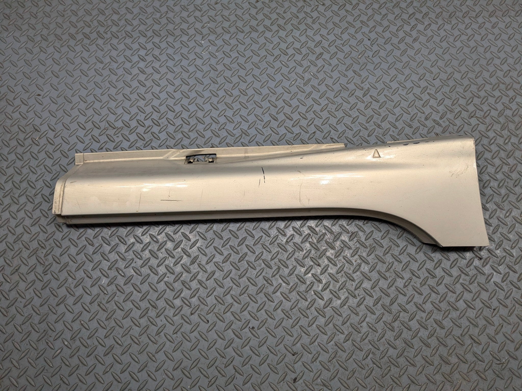 2005 - 2007 CADILLAC CTS OEM LOWER ROCKER MOLDING TRIM REAR RIGHT PASSENGER SIDE