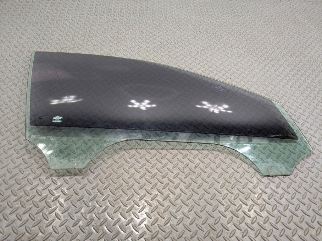 2005 - 2007 CADILLAC CTS OEM FRONT DOOR WINDOW GLASS RIGHT PASSENGER SIDE