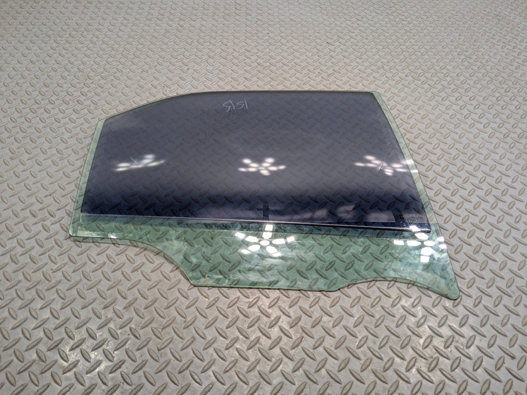 2005 - 2007 CADILLAC CTS OEM REAR DOOR WINDOW GLASS RIGHT PASSENGER SIDE