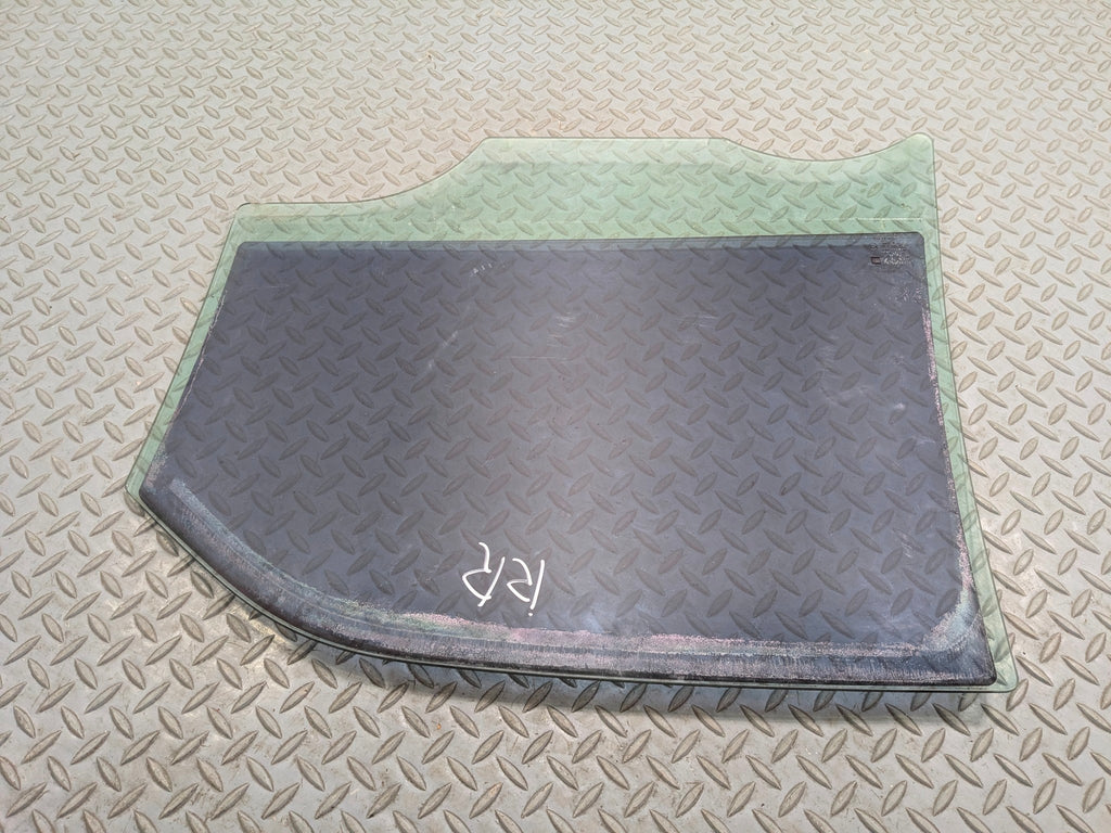 2005 - 2007 CADILLAC CTS OEM REAR DOOR WINDOW GLASS RIGHT PASSENGER SIDE