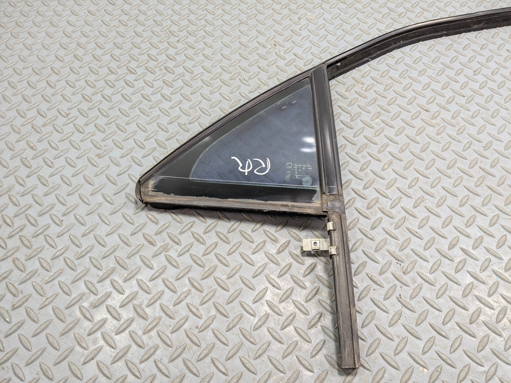 2005 - 2007 CADILLAC CTS OEM VENT WINDOW GLASS REAR RIGHT PASSENGER SIDE
