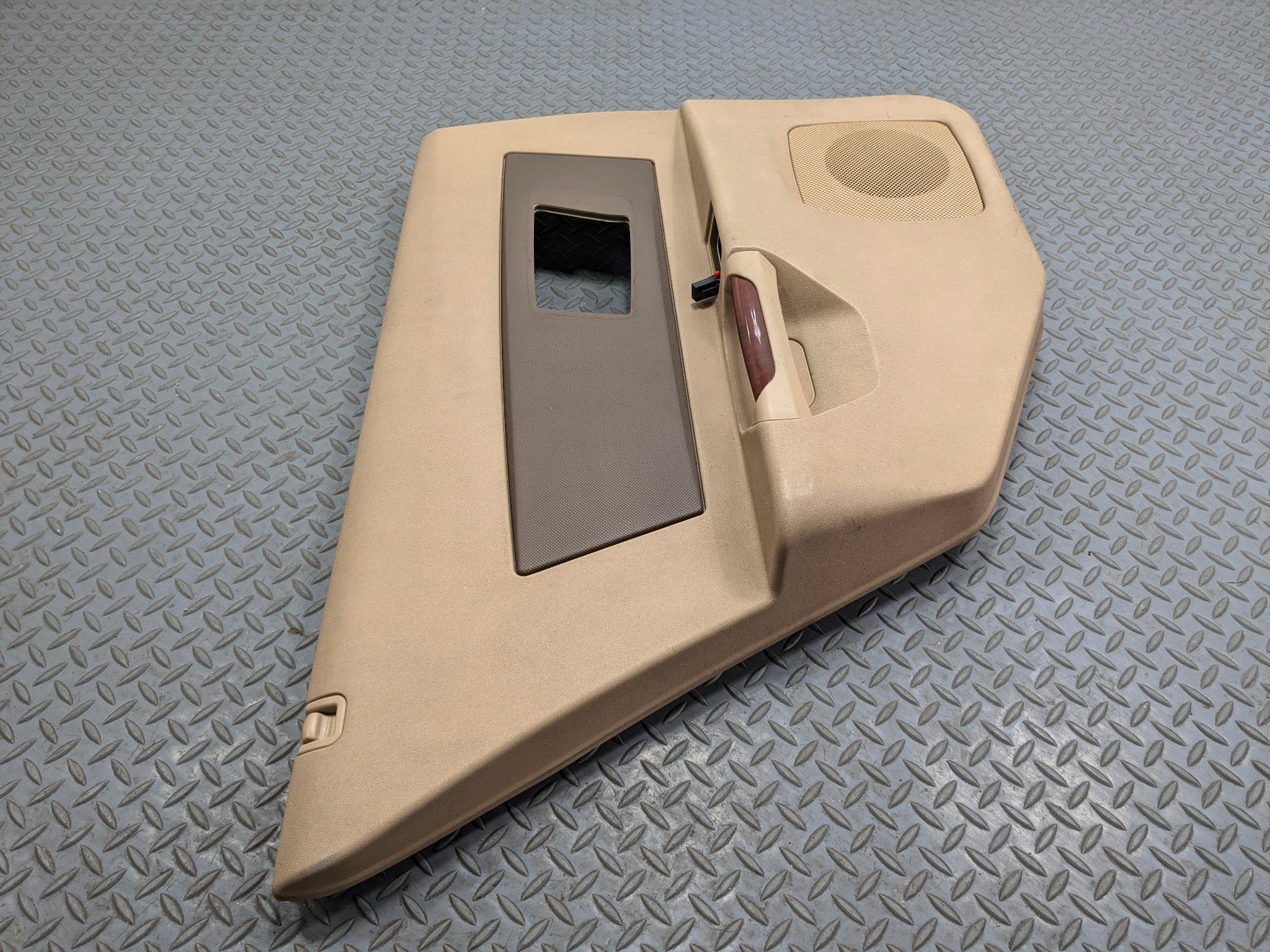 2005 - 2007 CADILLAC CTS OEM INTERIOR DOOR TRIM PANEL REAR LEFT DRIVER SIDE