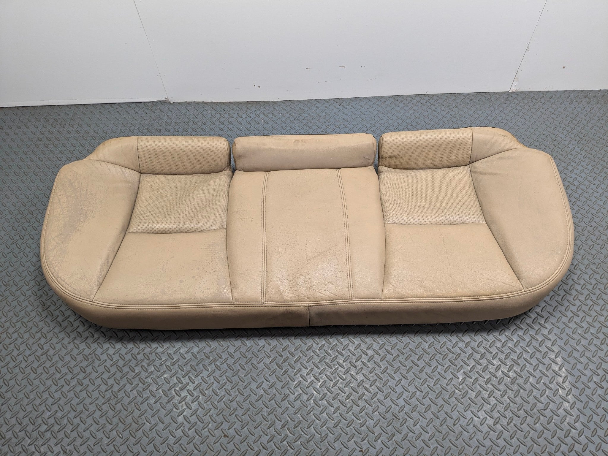 2005 - 2007 CADILLAC CTS OEM LOWER SEAT CUSHION REAR BACK SIDE LEATHER CASHMERE