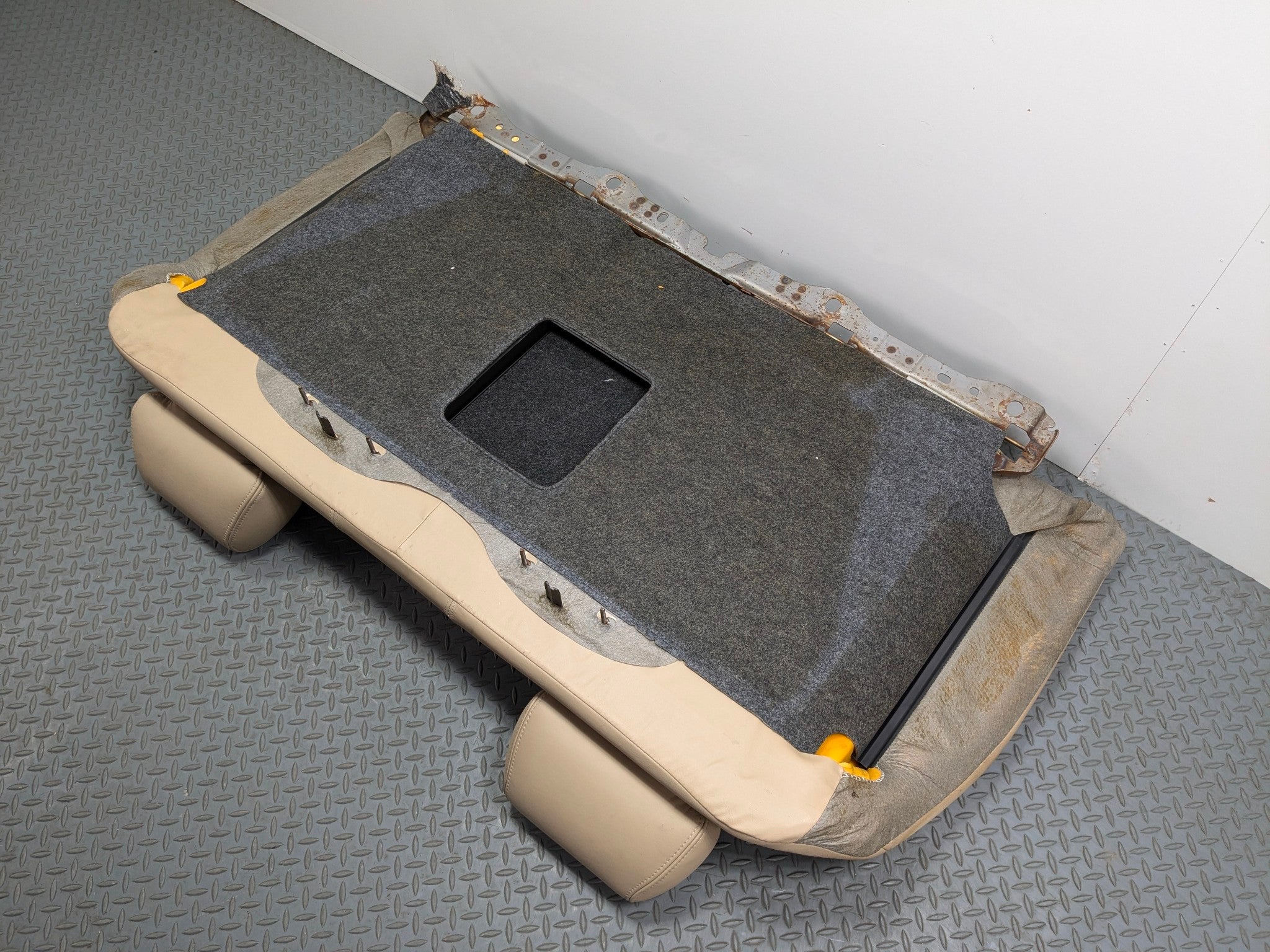 2005 - 2007 CADILLAC CTS OEM REAR UPPER BACK SEAT CUSHION LEATHER CASHMERE