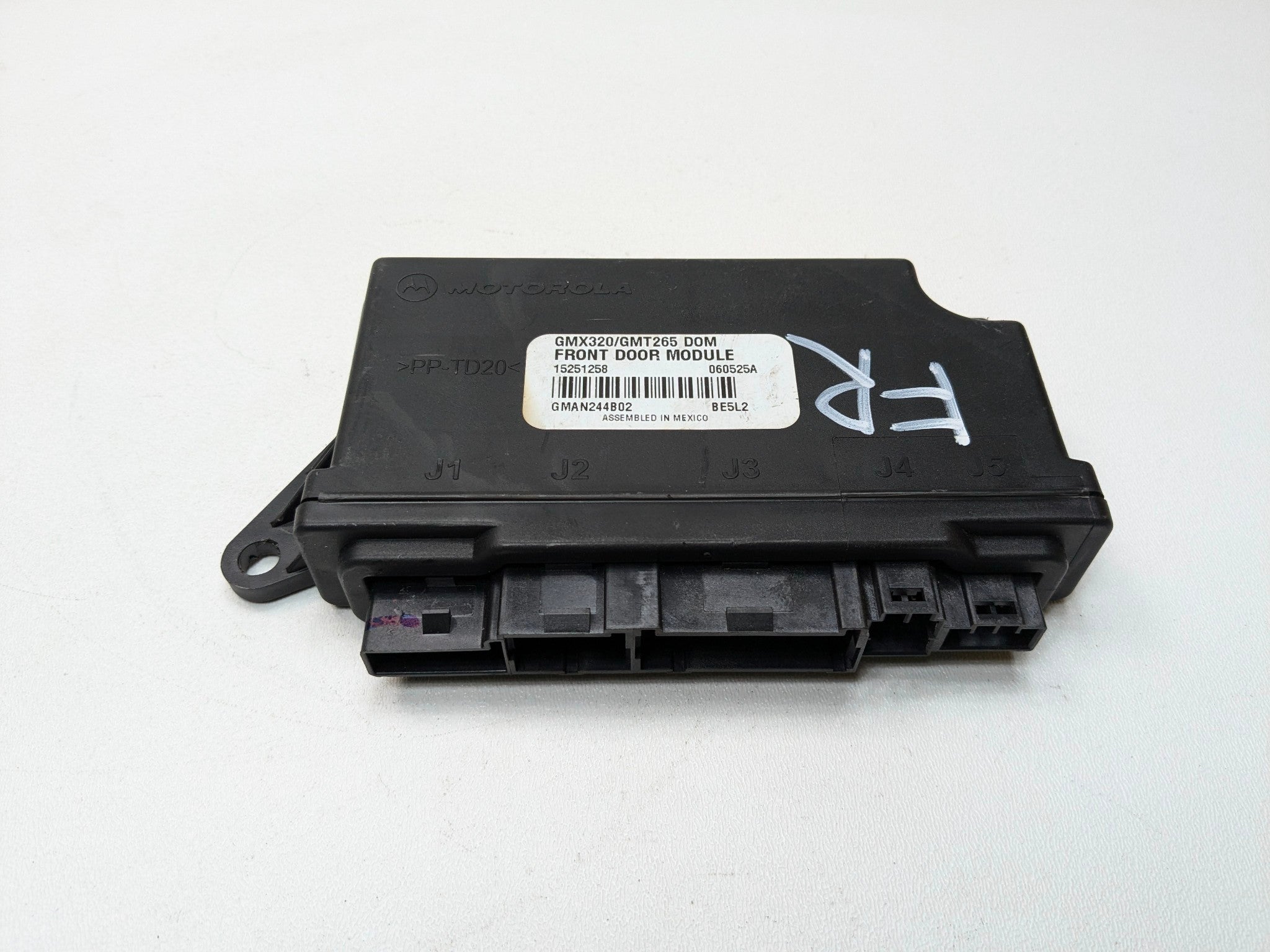 2005 - 2007 CADILLAC CTS OEM MULTIFUNCTION DOOR CONTROL MODULE FRONT RIGHT SIDE