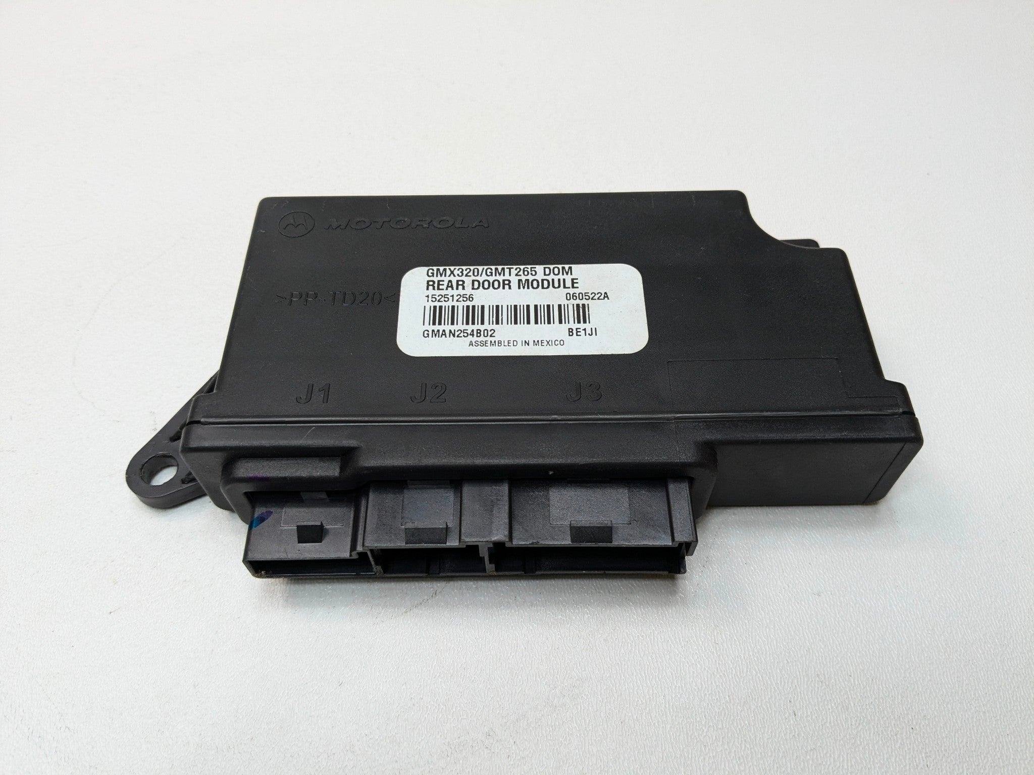 2005 - 2007 CADILLAC CTS OEM MULTIFUNCTION DOOR CONTROL MODULE REAR RIGHT SIDE