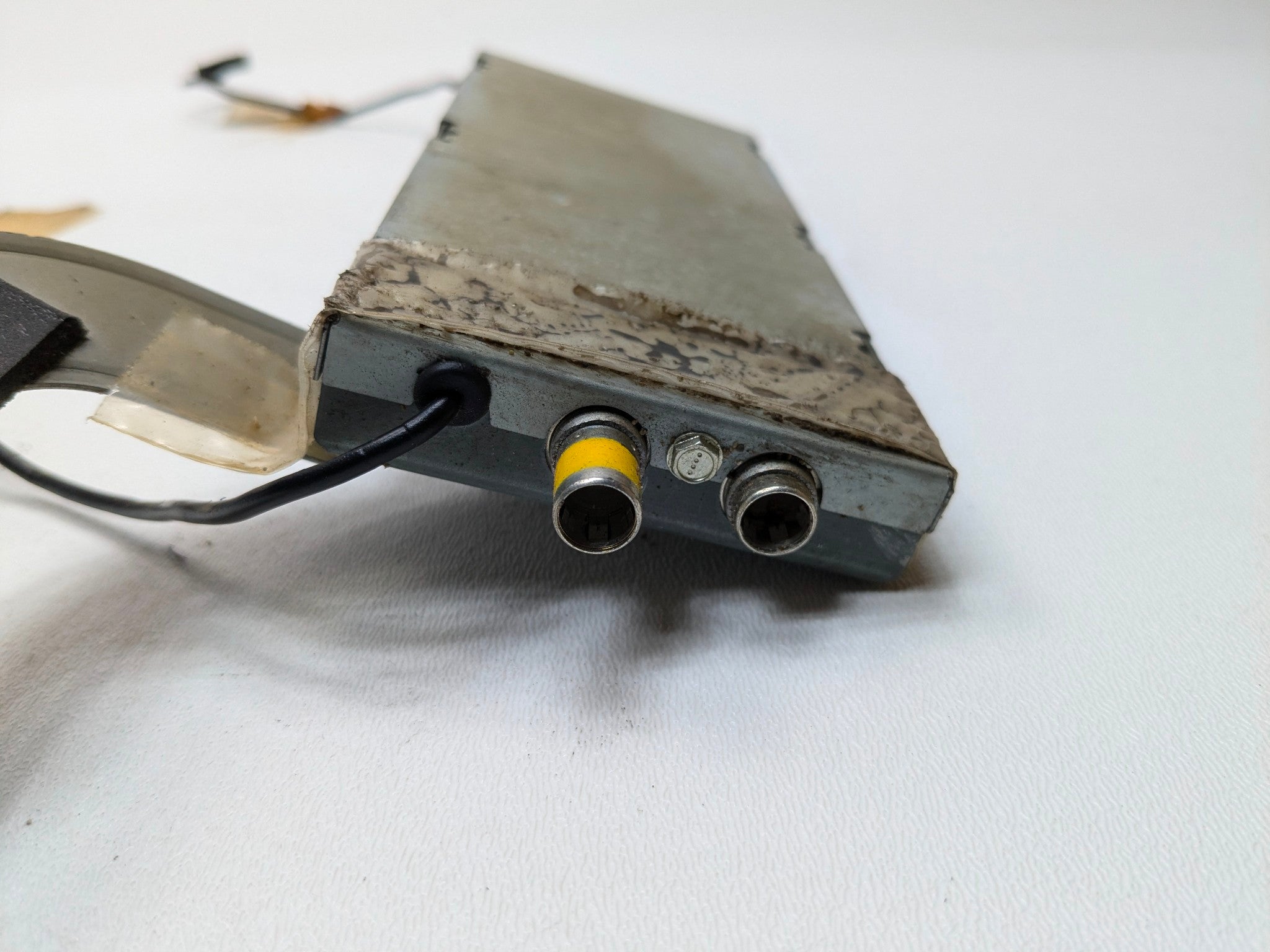 2005 - 2007 CADILLAC CTS OEM RADIO ANTENNA AMPLIFIER CONTROL MODULE UNIT