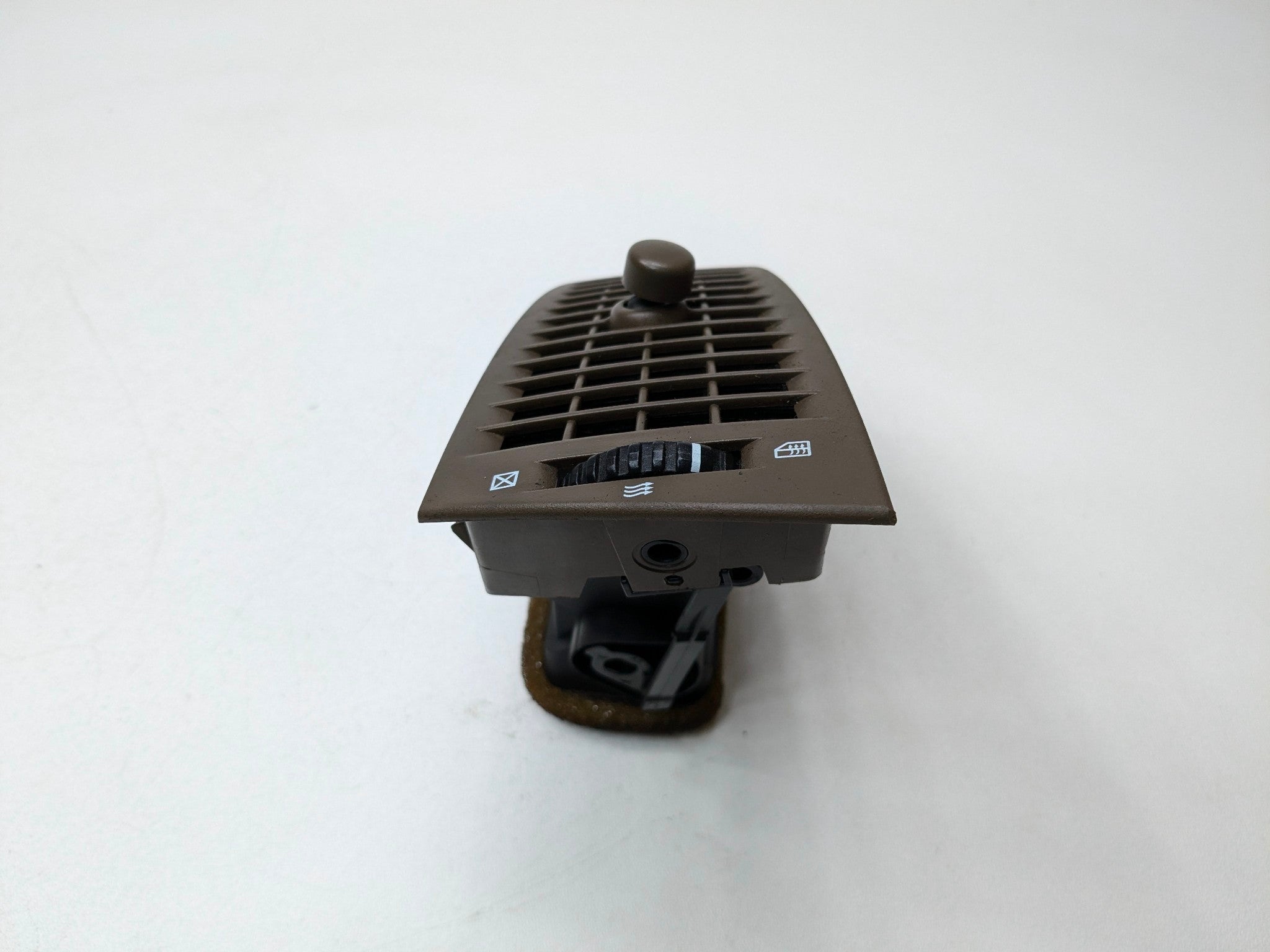 2005 -2007 CADILLAC CTS OEM AC HEATER AIR VENT GRILLE FRONT RIGHT SIDE