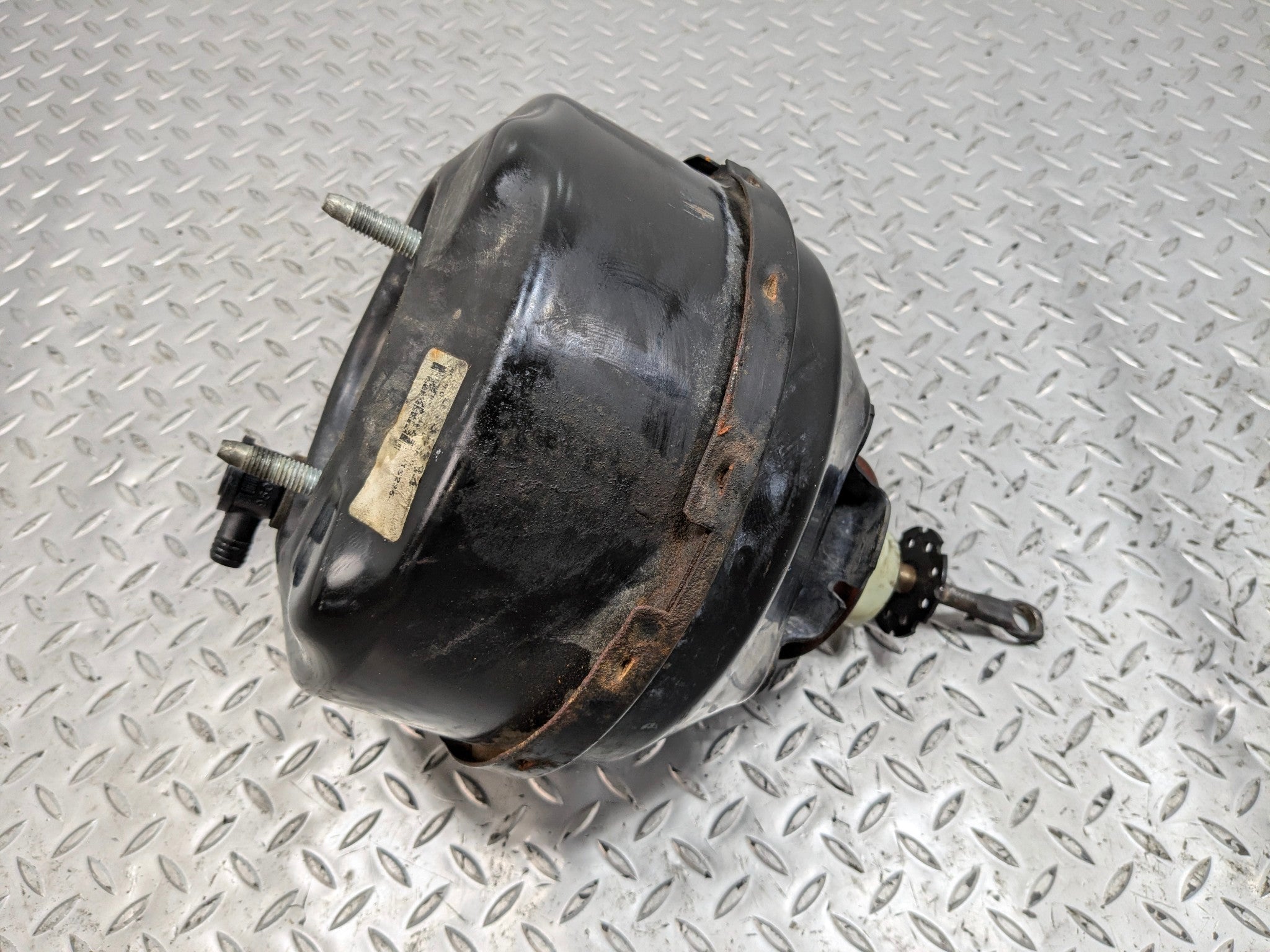 2005 - 2007 CADILLAC CTS OEM POWER BRAKE BOOSTER WITHOUT MASTER CYLINDER