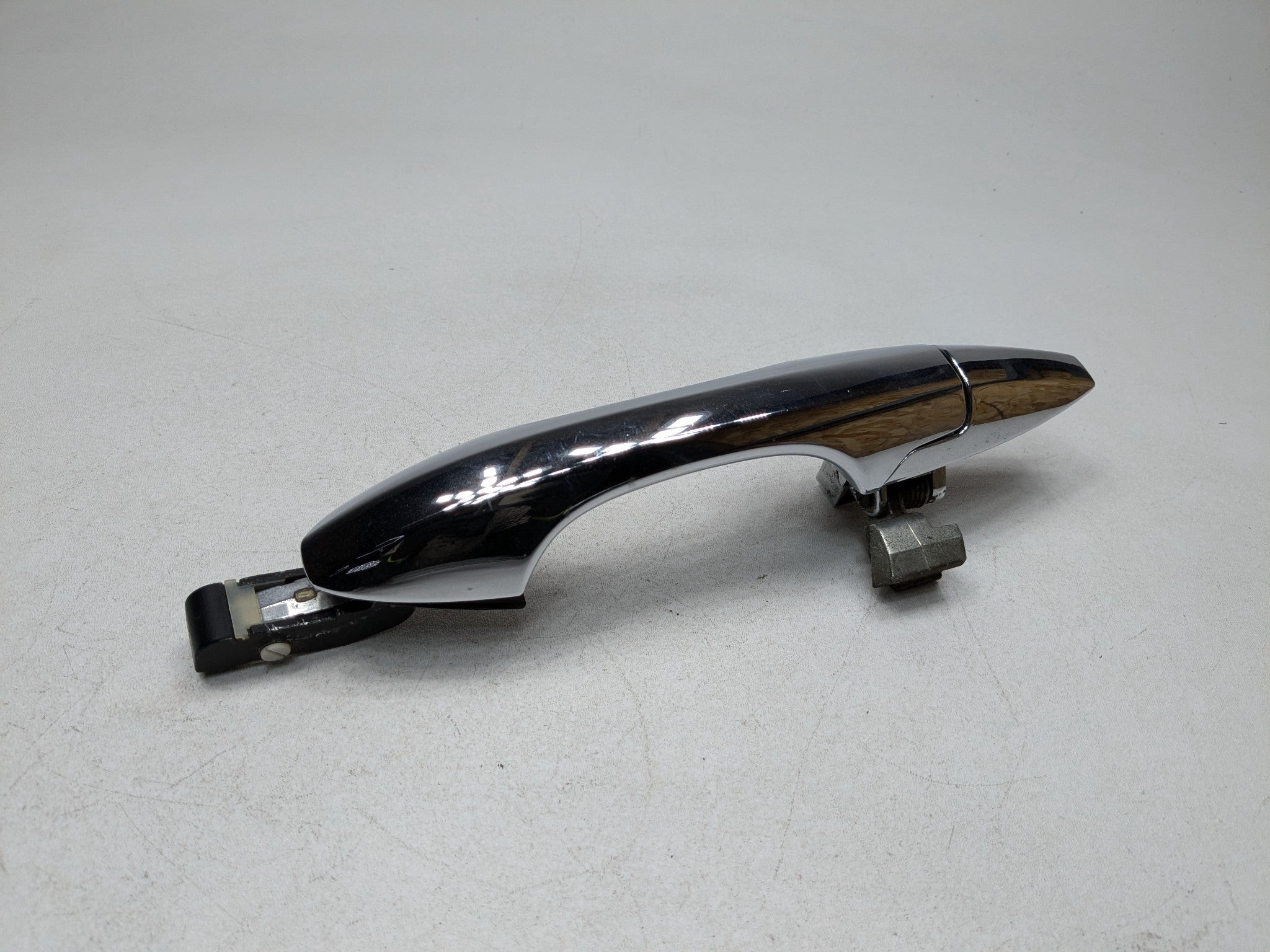 2007 - 2009 ACURA MDX OEM EXTERIOR DOOR HANDLE FRONT RIGHT PASSENGER SIDE