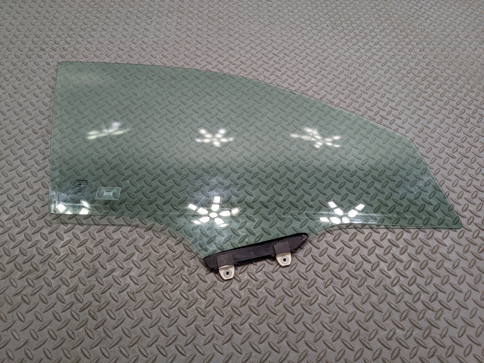 2007 - 2009 ACURA MDX OEM DOOR WINDOW GLASS FRONT RIGHT PASSENGER SIDE