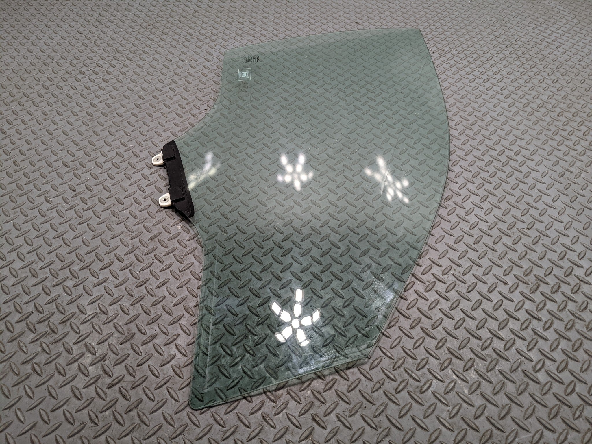2007 - 2009 ACURA MDX OEM DOOR WINDOW GLASS FRONT RIGHT PASSENGER SIDE