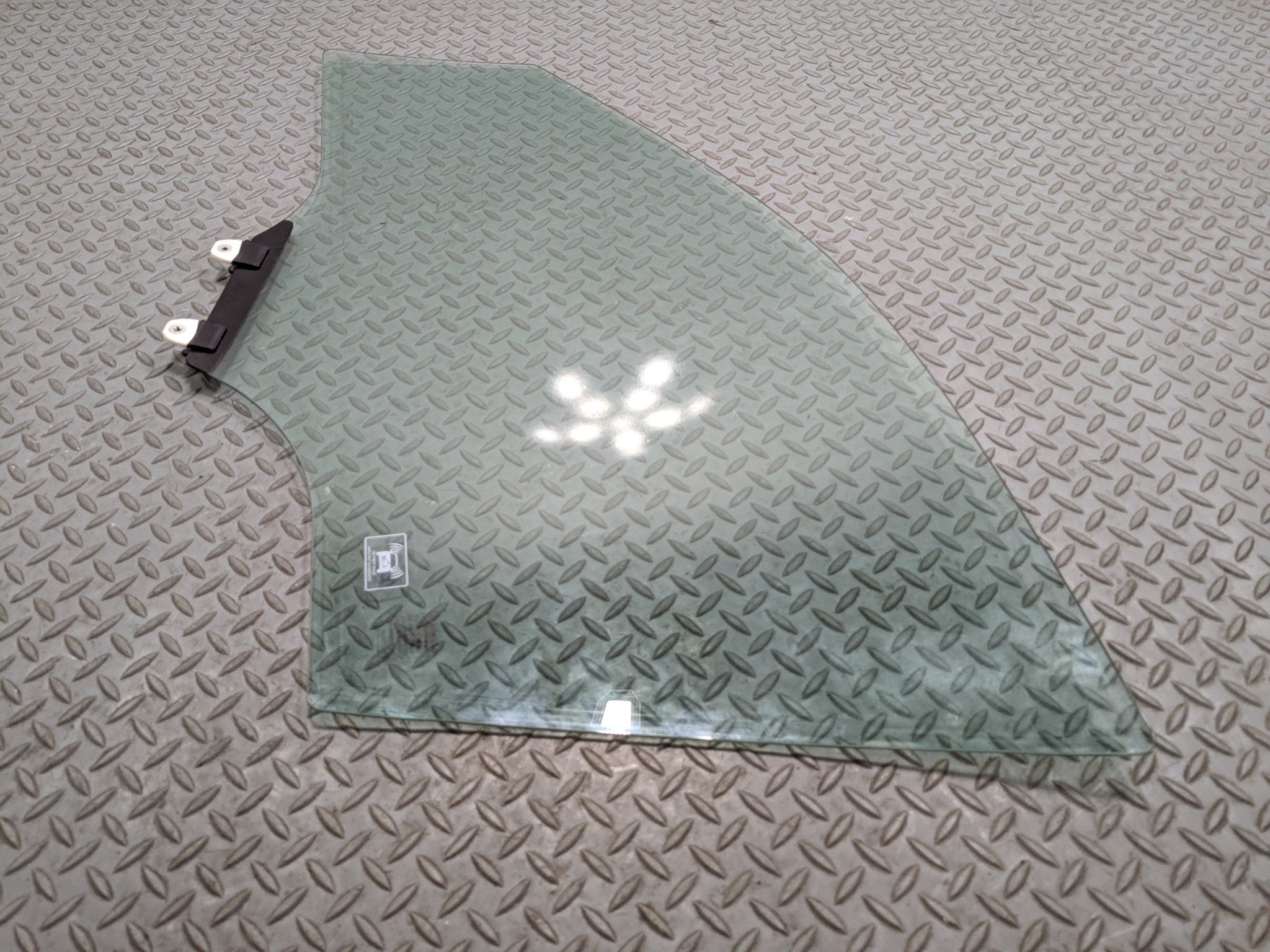 2007 - 2009 ACURA MDX OEM DOOR WINDOW GLASS FRONT RIGHT PASSENGER SIDE