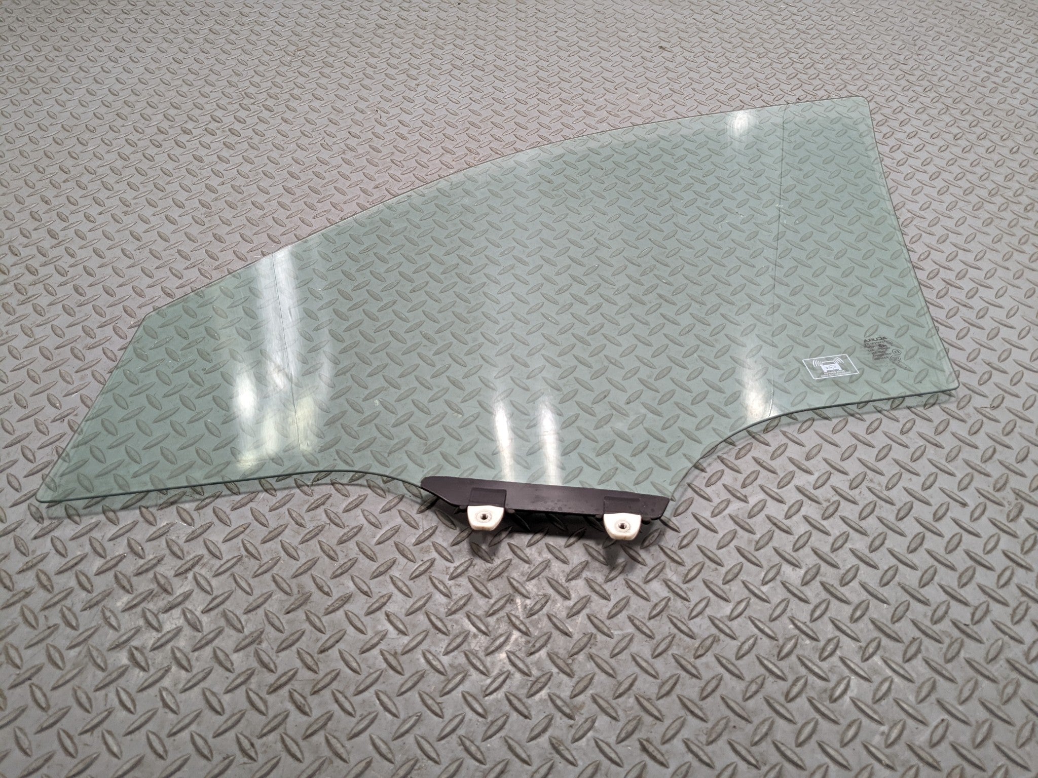 2007 - 2009 ACURA MDX OEM DOOR WINDOW GLASS FRONT RIGHT PASSENGER SIDE