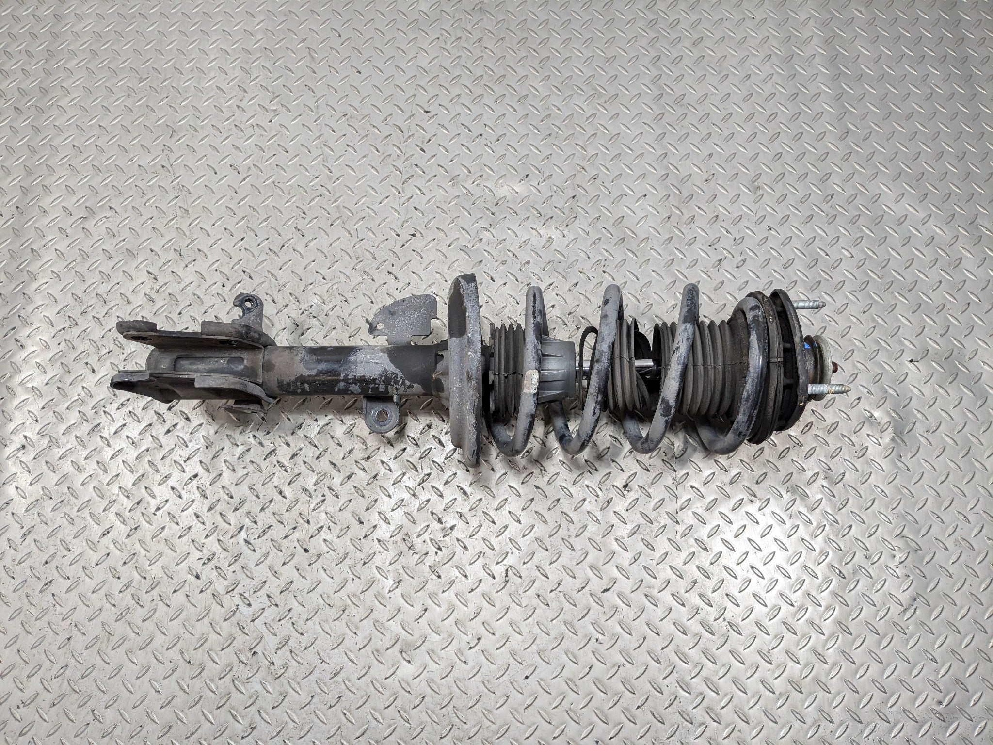 2007 - 2009 ACURA MDX OEM SUSPENSION SHOCK STRUT ASSEMBLY FRONT LEFT DRIVER SIDE
