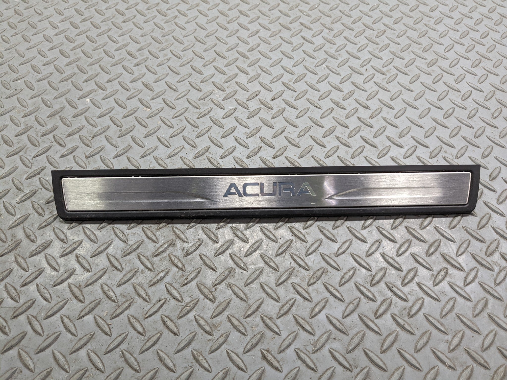 2007 - 2009 ACURA MDX OEM DOOR SILL SCUFF PLATE TRIM COVER FRONT RIGHT SIDE