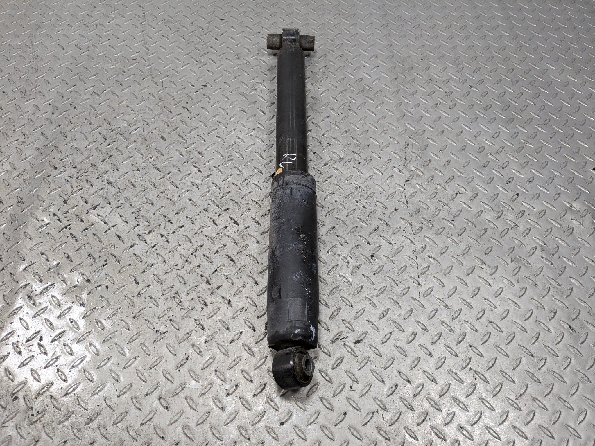 2007 - 2009 ACURA MDX OEM SHOCK ABSORBER STRUT REAR LEFT DRIVER SIDE