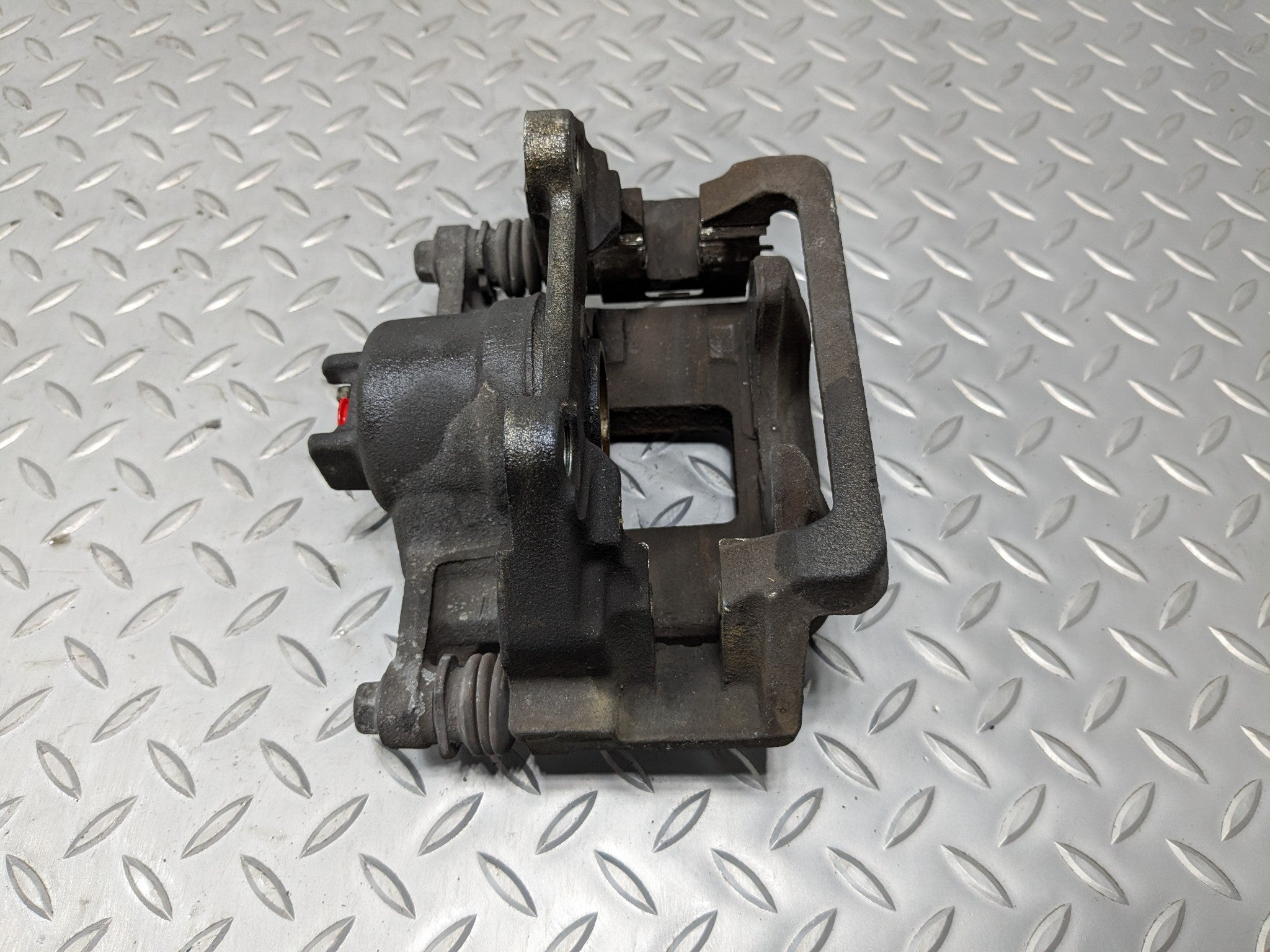2007 - 2013 ACURA MDX OEM BRAKE CALIPER REAR LEFT DRIVER SIDE