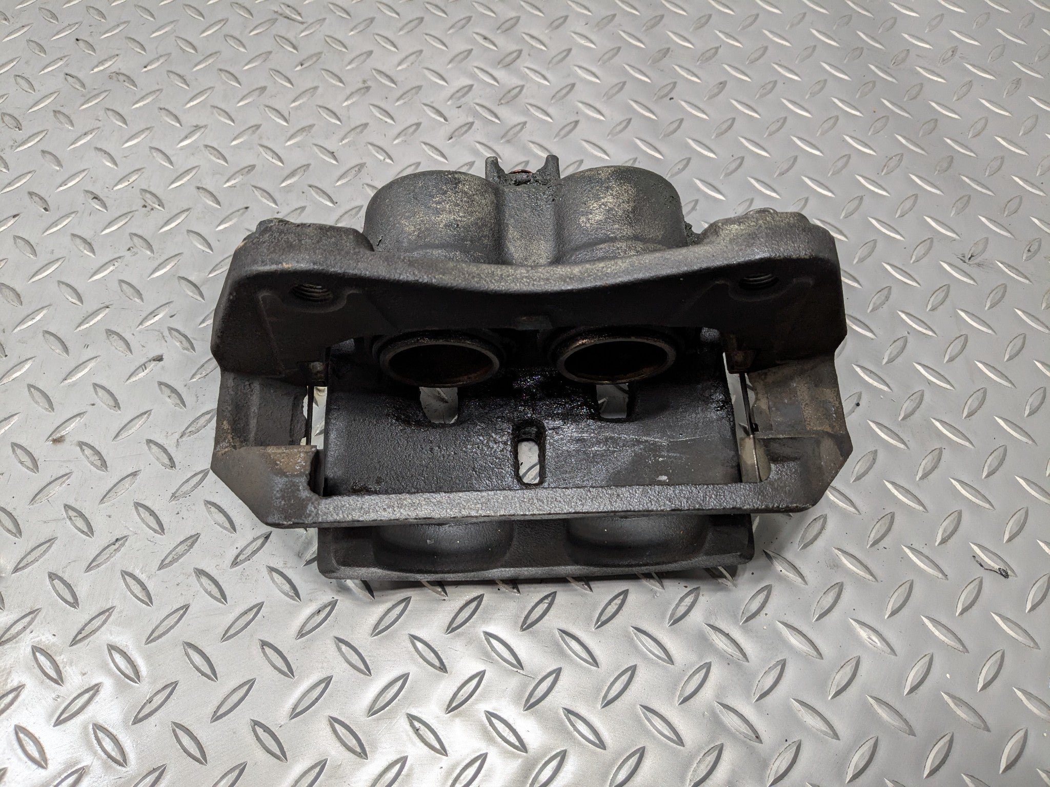 2007 - 2013 ACURA MDX OEM BRAKE CALIPER FRONT RIGHT PASSENGER SIDE