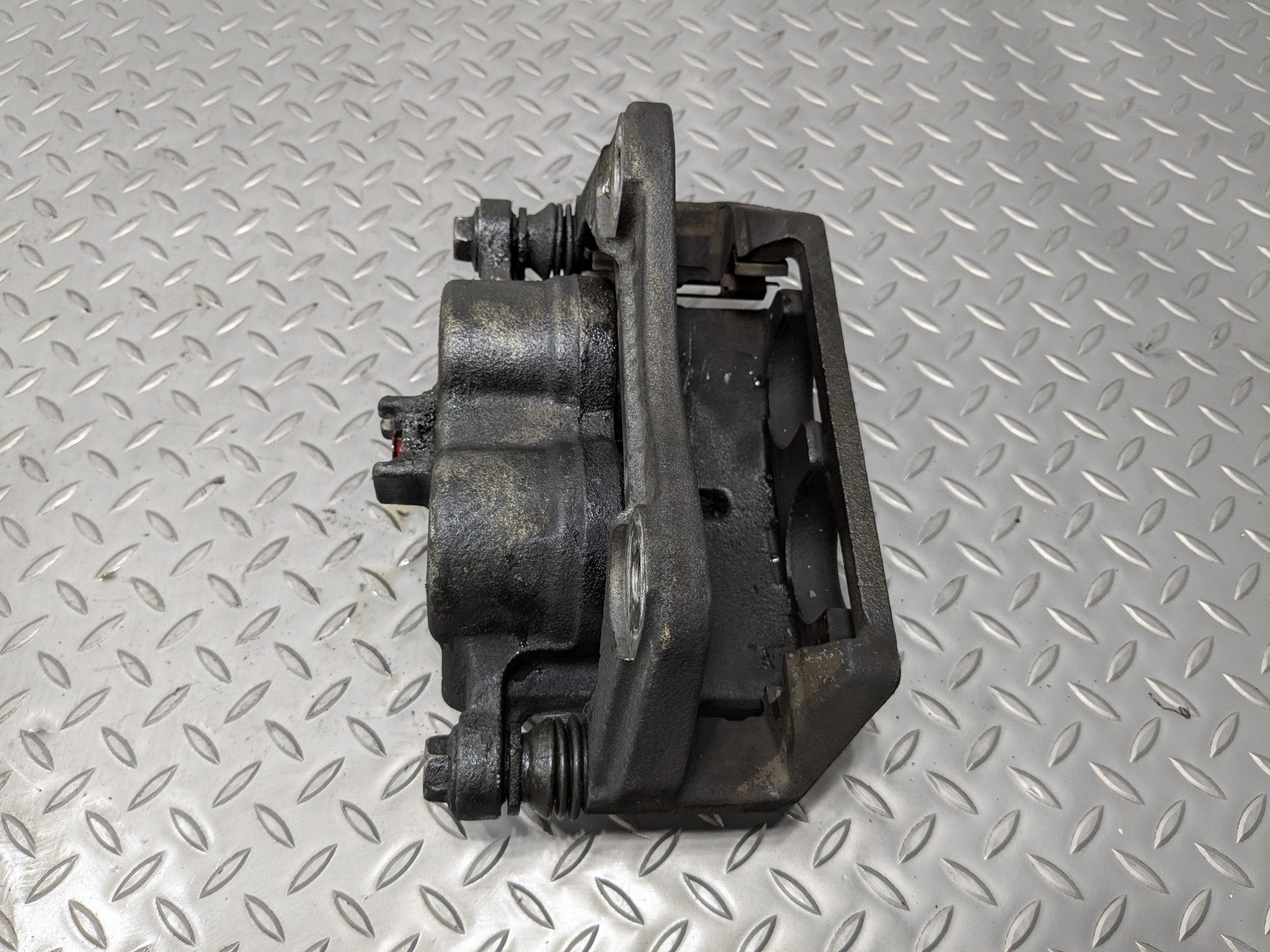 2007 - 2013 ACURA MDX OEM BRAKE CALIPER FRONT RIGHT PASSENGER SIDE