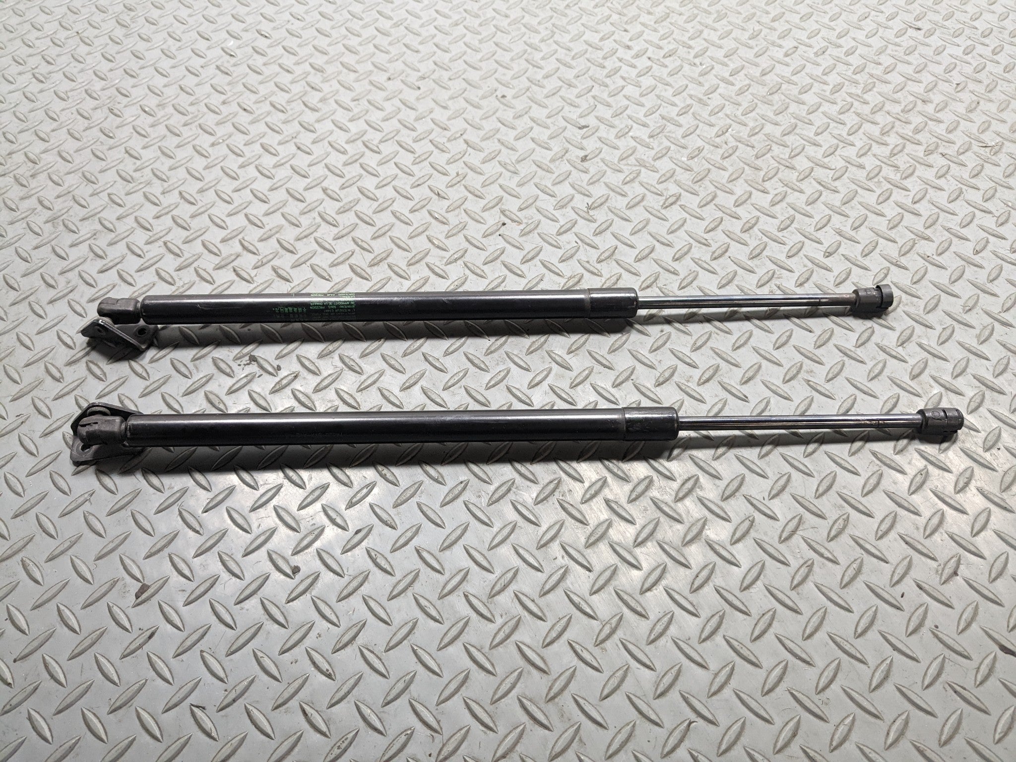 2007 - 2009 ACURA MDX OEM REAR LEFT AND RIGHT HATCH STRUTS SET OF 2