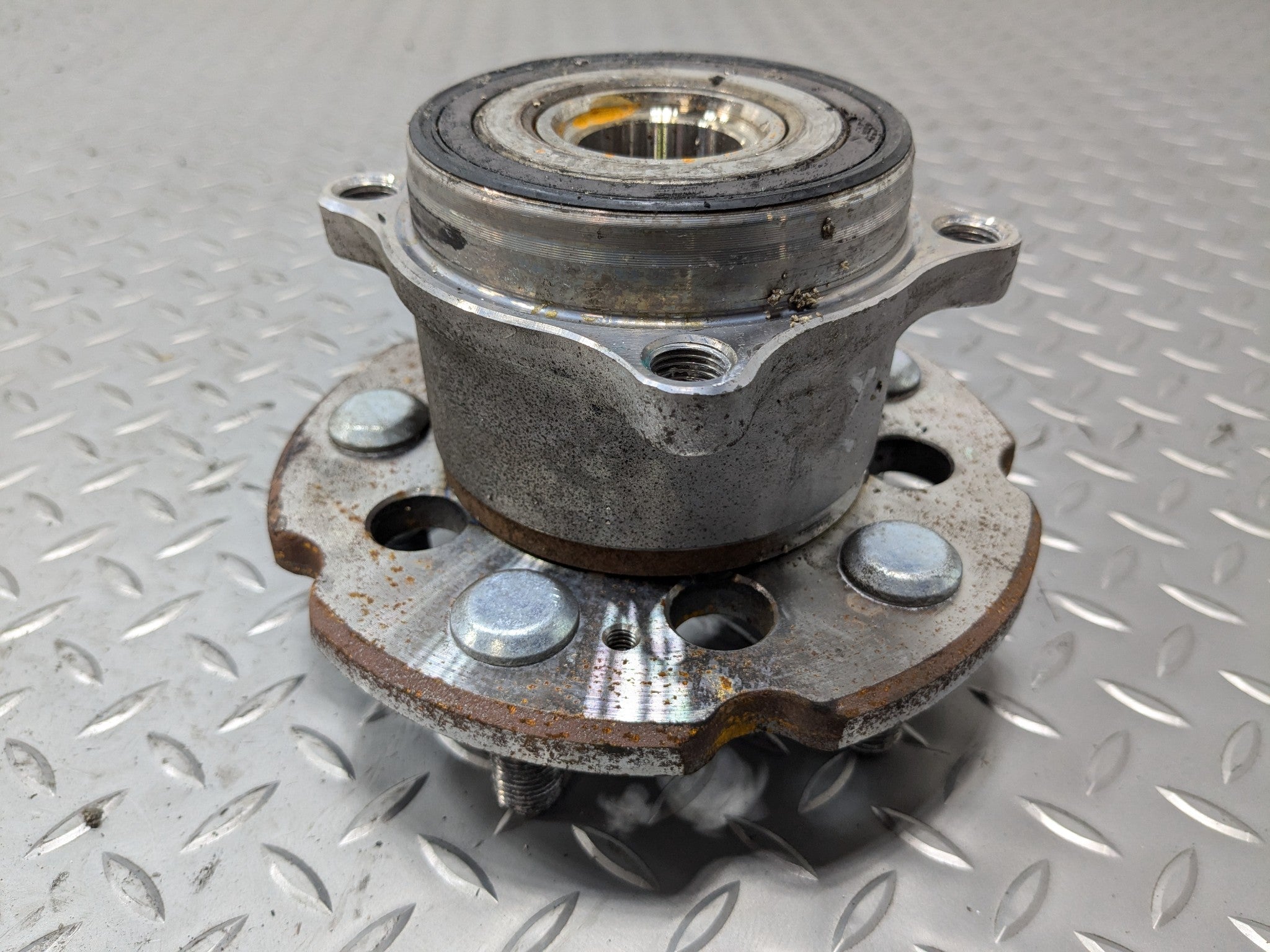 2007 - 2009 ACURA MDX OEM WHEEL HUB BEARING REAR LEFT DRIVER SIDE