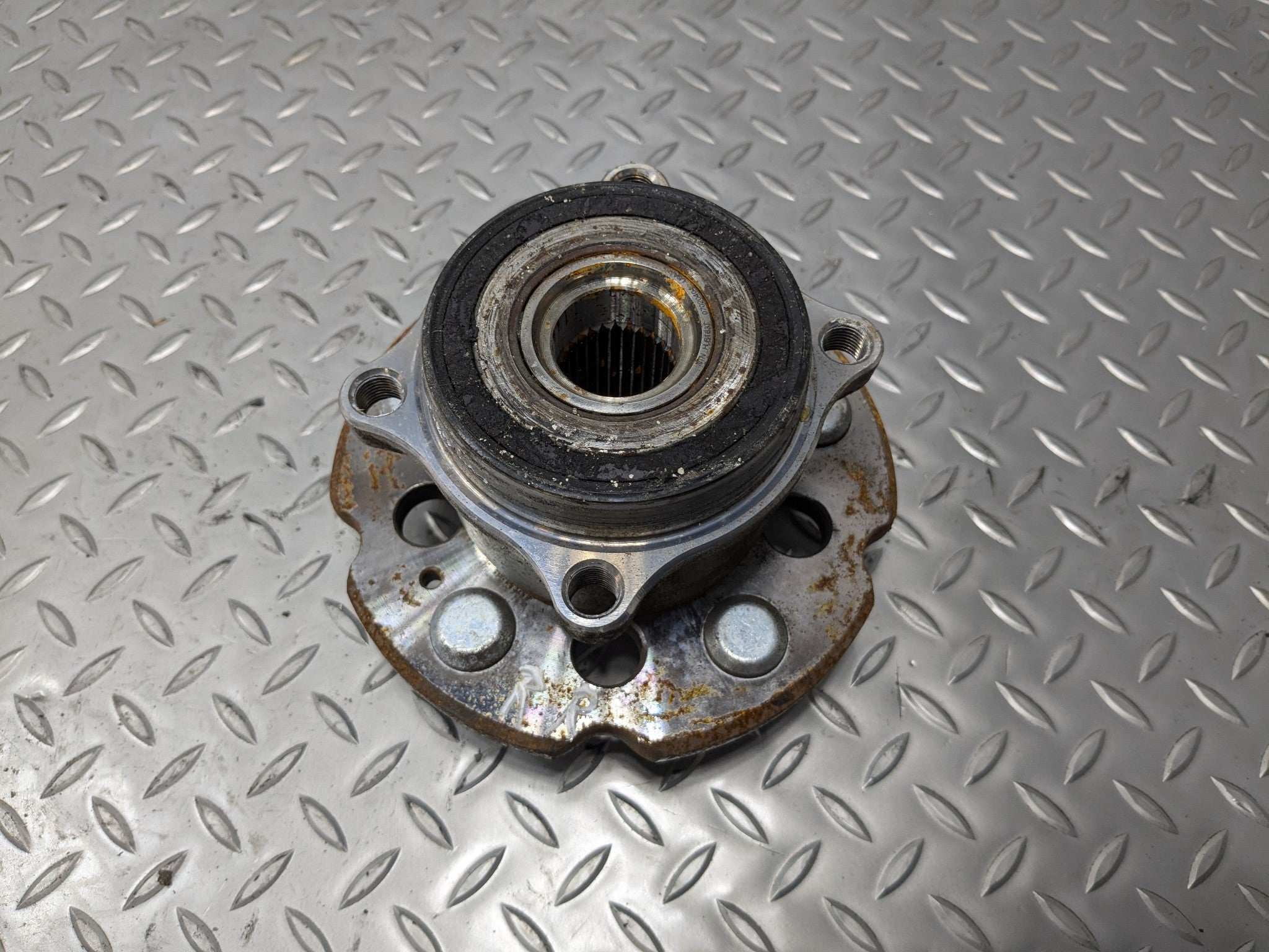 2007 - 2009 ACURA MDX OEM WHEEL HUB BEARING REAR RIGHT PASSENGER SIDE
